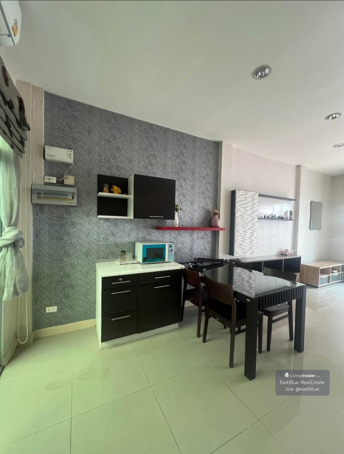 บ้านเดี่ยว 3 ห้องนอน ใจกลางเมือง รามคำแหง-ลาดพร้าว พื้นที่กว้าง 180 ตร.ม. ให้เช่าเพียง 21,000 บาท/เดือน Loading...