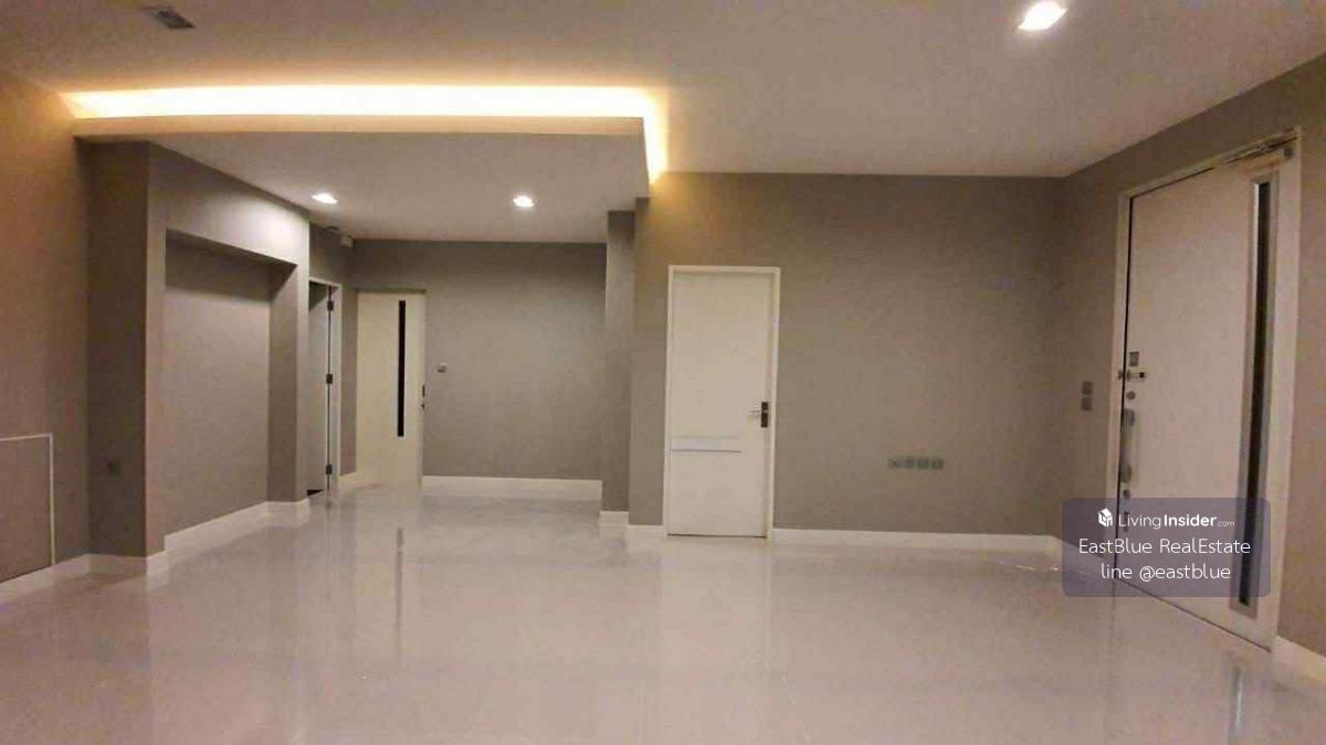 บ้านเดี่ยว 4 ห้องนอน 4 ห้องน้ำ บนที่ดิน 68 ตร.วา พร้อมพื้นที่ใช้สอย 185 ตร.ม. ราคา 11.9 ล้าน รีบจับจองวันนี้! Loading...