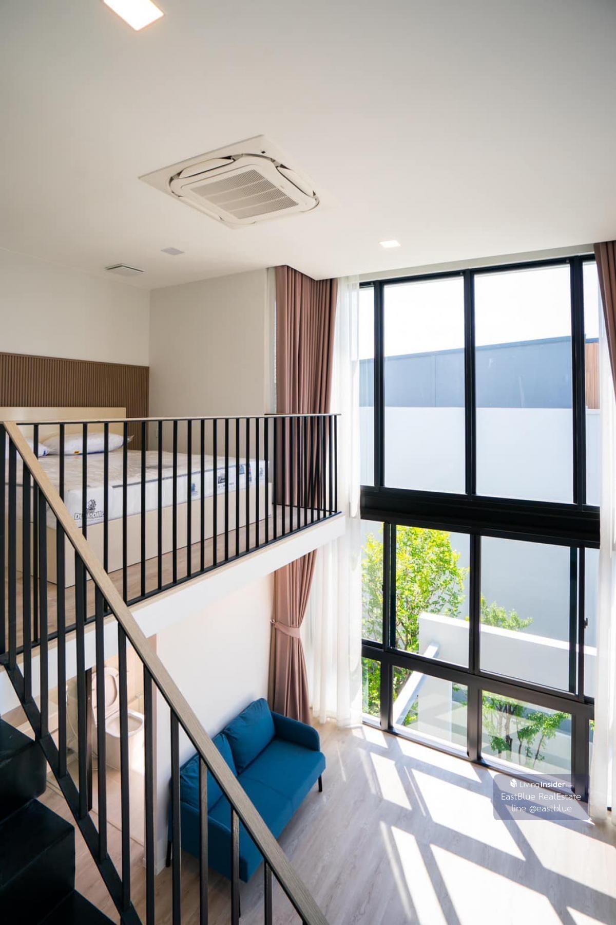 สุดยอดทาวน์โฮม 4 ห้องนอน ใจกลางกรุงเทพฯ พร้อมพื้นที่กว้าง 421 ตร.ม. เช่าหรู 250,000 บาทต่อเดือน หรือเป็นเจ้าของวันนี้! Loading...