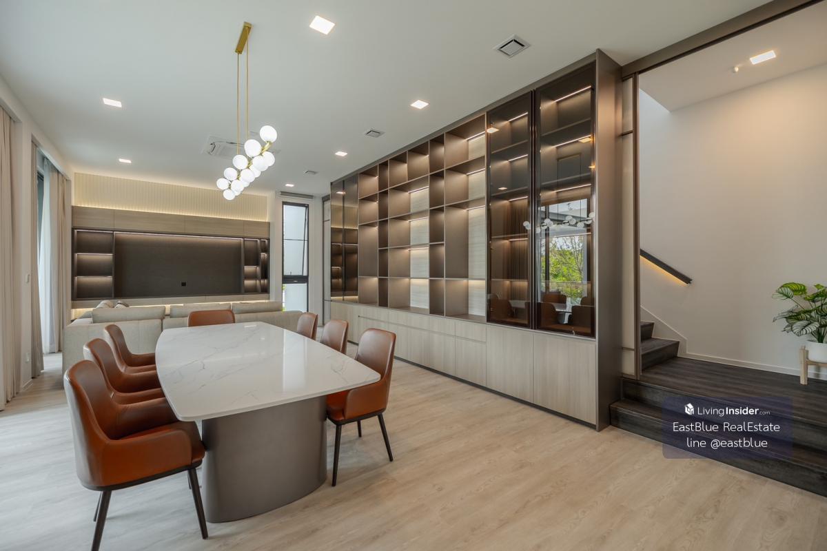 Luxury house VIVE Krungthep Kreetha 4 bedrooms, 5 bathrooms. Wide area 421 sq m. with land 119 sq m. For rent only 300,000 baht/month. Loading...