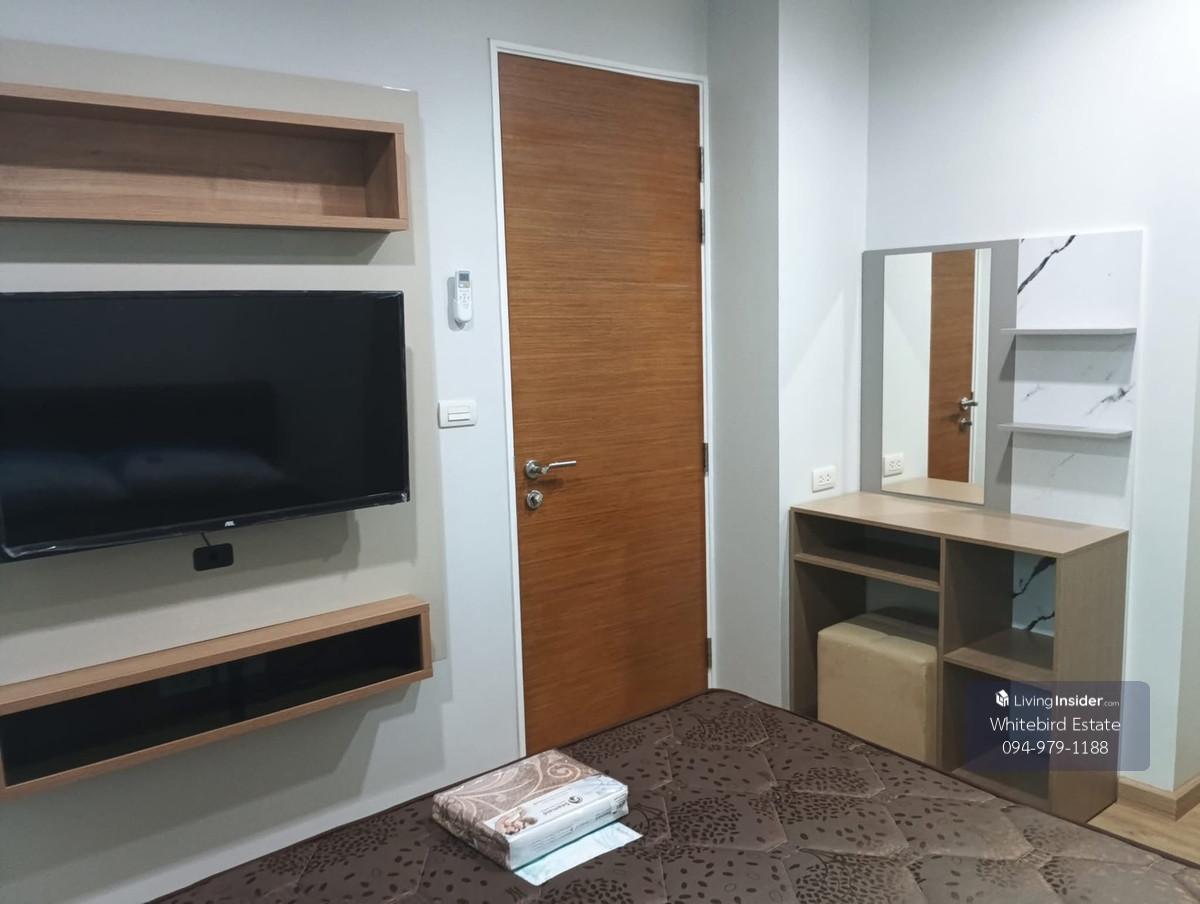 ✨  For Rent :  Rhythm Phahon - Ari  Condo Loading...