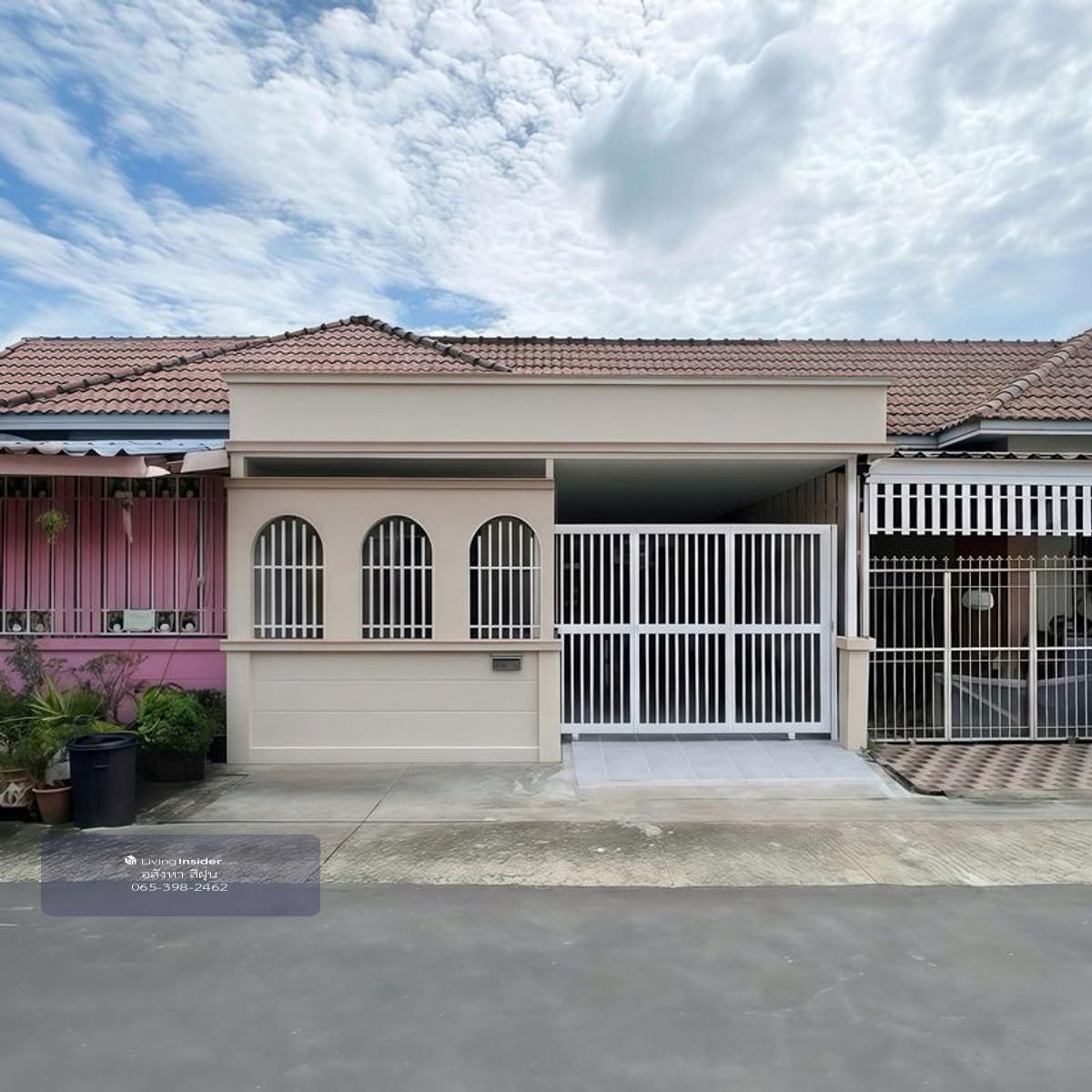 ขายบ้านทาวน์เฮ้าส์ ชั้นเดียว รีโนเวทใหม่ทั้งหลัง หมู่บ้านนิราวิลล์ เอกชัย-โพธิ์แจ้ 2 ห้องนอน เนื้อที่ 19 ตารางวา ตำบลแคราย อำเภอกระทุ่มแบน สมุทรสาคร Loading...