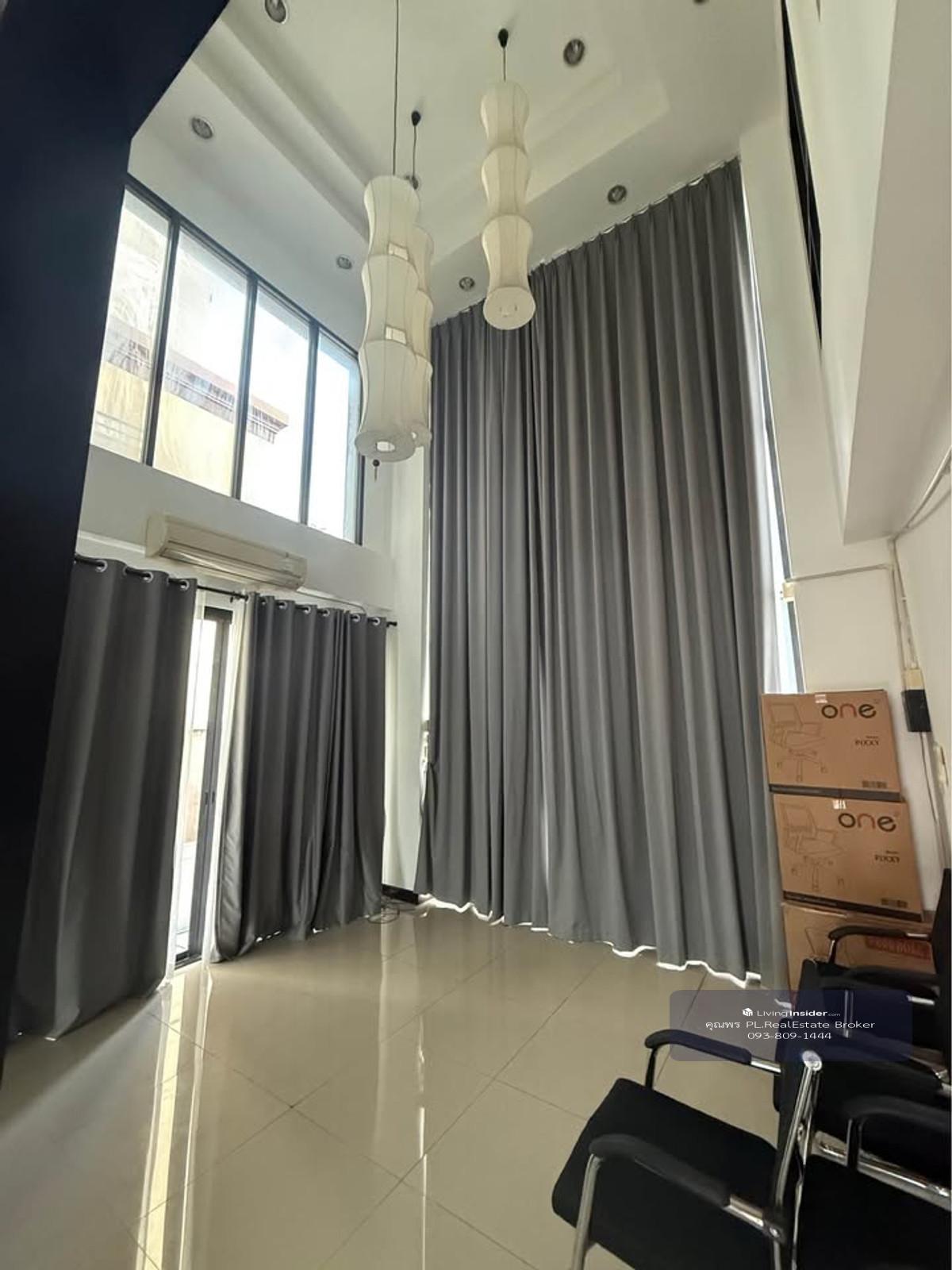 HR2940 Home office for rent Regent Village, Ratchada, Saha Pramun Road Mengjai-Ratchadaphisek area Suitable for an office Loading...