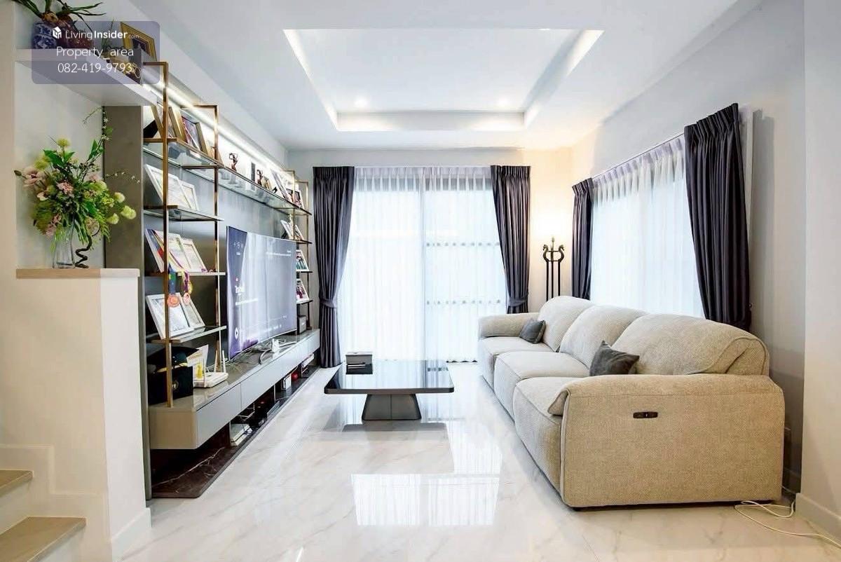 ขายบ้านเดี่ยวสองชั้น โครงการ ศุภาลัย พาร์ควิลล์ พัทยา ขนาด 59.80 ตร.ว. พื้นที่  206.00 ตร.ม. 4 ห้องนอน 4 ห้องน้ำ ราคา 10,500,000 บาท Loading...