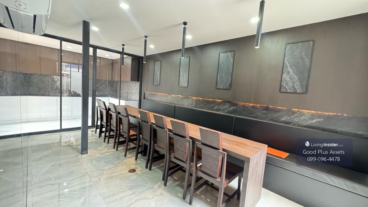 🌟Home Ofiice +KTV🪩The Element Rama 9 has an elevator 550Sq.m., near The Nine Rama 9, only 150M, with office equipment, ready to move in🌟 Loading...