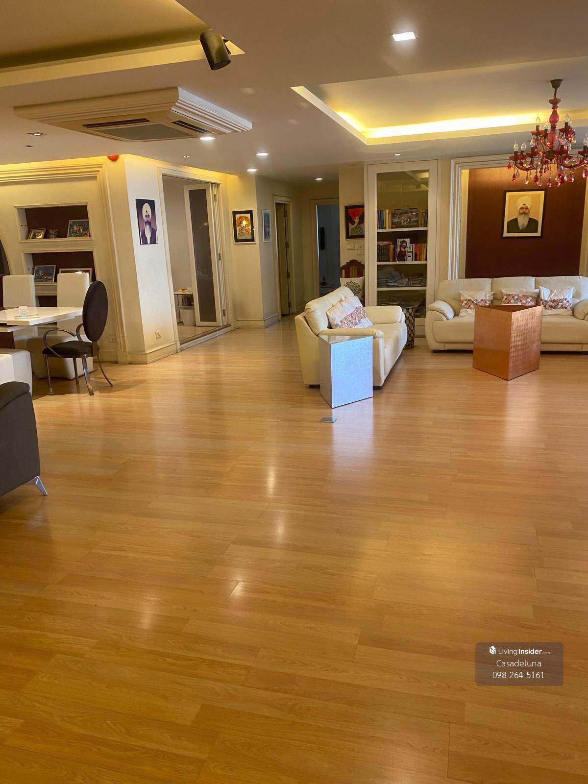 ห้องใหญ่ family size ไซส์ใหญ่พิเศษอยู่ได้ทั้งครอบครัว ทำเลดีใจกลางเมือง ใกล้ BTS พร้อมพงษ์ ห้องสภาพดี ตึก maintain ดีมาก ✨Ds Tower 1✨3 ห้องนอน 3 ห้องน้ำ ขนาด 292.85 ตร.ม ใกล้ BTS / MRT พร้อมพงษ์ (1 กม.) Tel.0982645161  Loading...