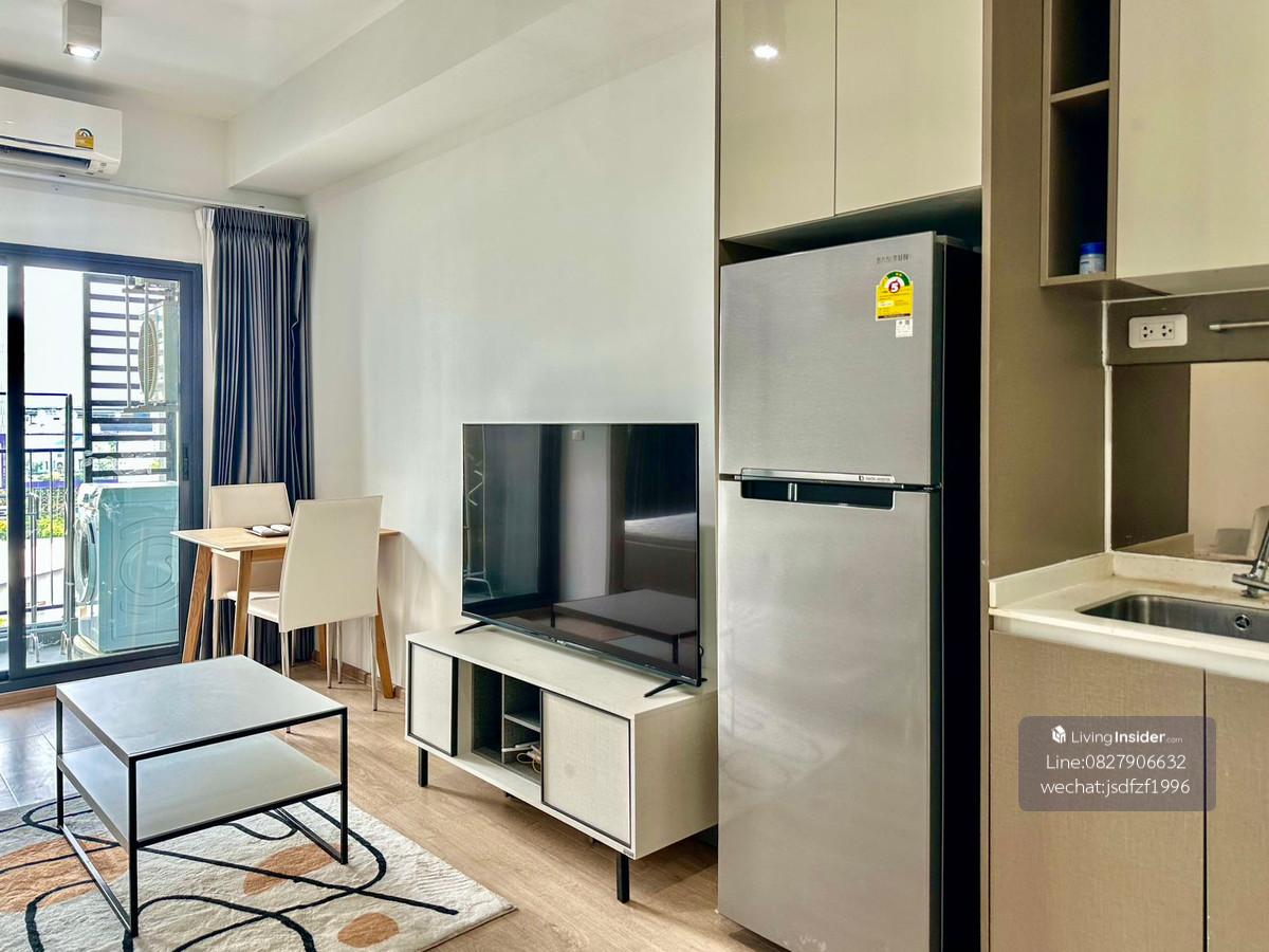 IDEO Rama 9 - Asoke 35sqm condo for rent! Special offer 18000thb! Loading...