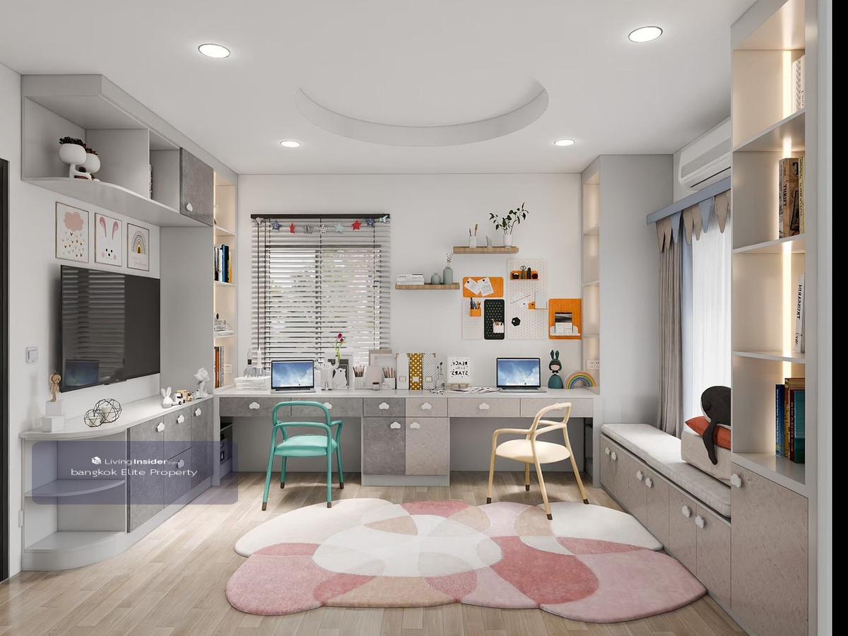 Luxurious detached house for rent, corner unit, The Palm Bangna-Wongwaen 1, beautifully decorated, 4 bedrooms, near Mega Bangna. Loading...