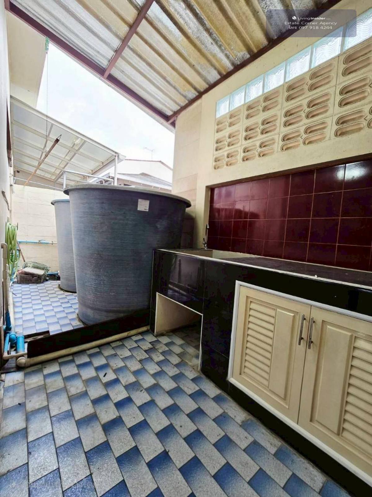 94902 - ขายทาวน์เฮ้าส์ทำเลดี 3 ชั้น 21ตร.วา ซ.ศิริไพลิน จรัญสนิทวงศ์ 75 (แยก 19) หลัง สน.นครบาลบางพลัดใกล้ รพ.ยันฮี Loading...