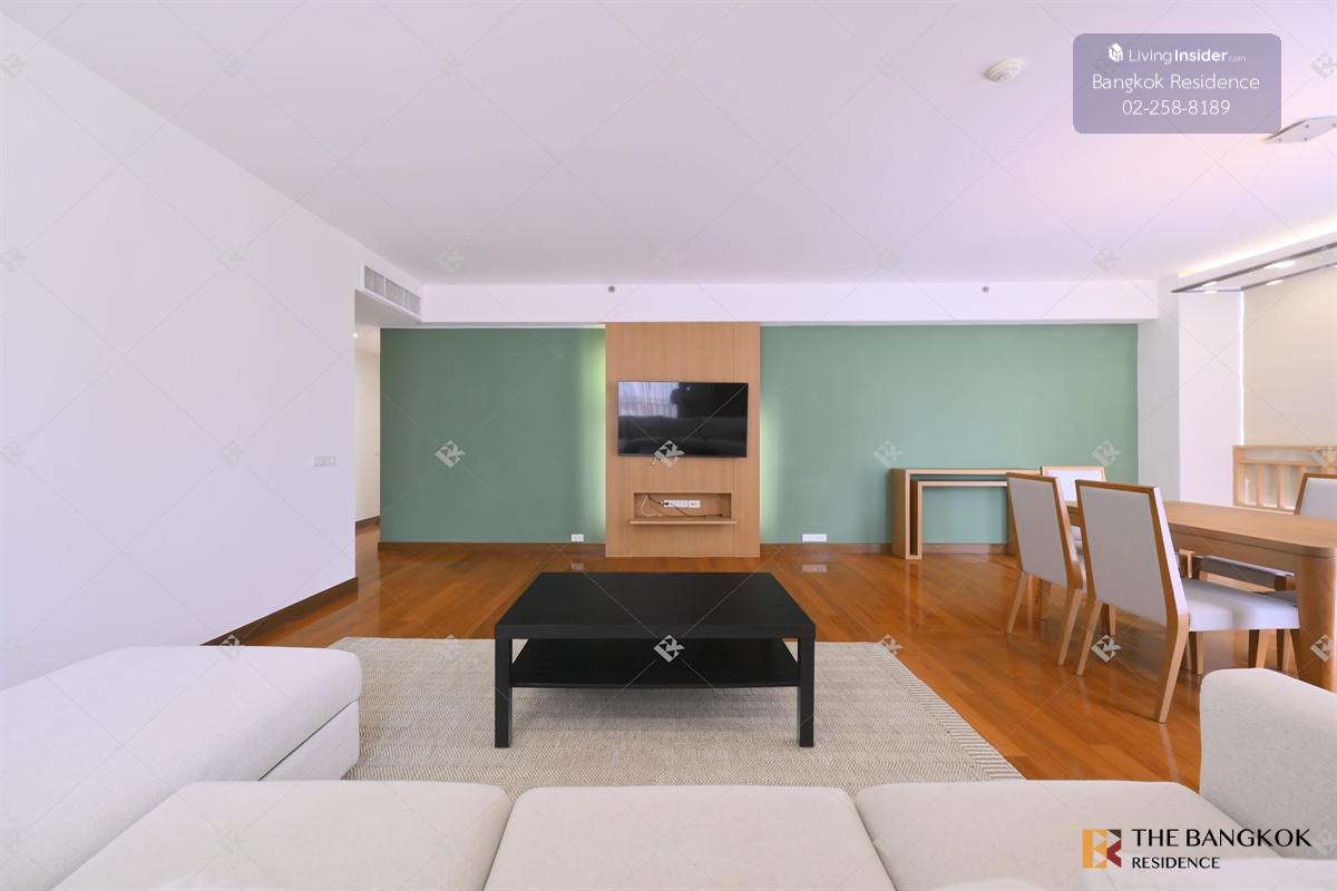 Langsuan Ville 🌟 Spacious Unit with Wide Balcony City View 🌆 Near BTS Ratchadamri   Loading...