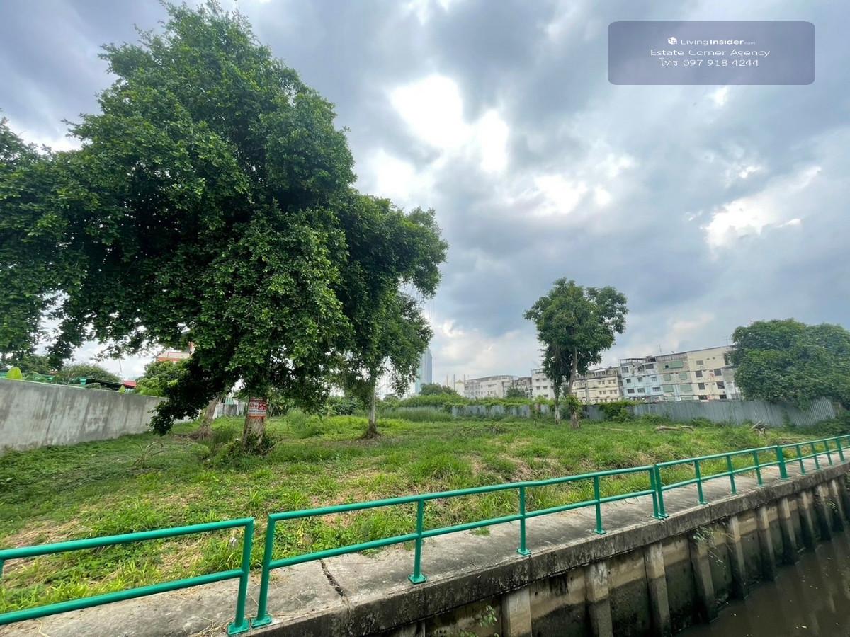 83672 - ขายด่วนที่ดินเปล่า ราษฏร์บูรณะซอย 26 Loading...