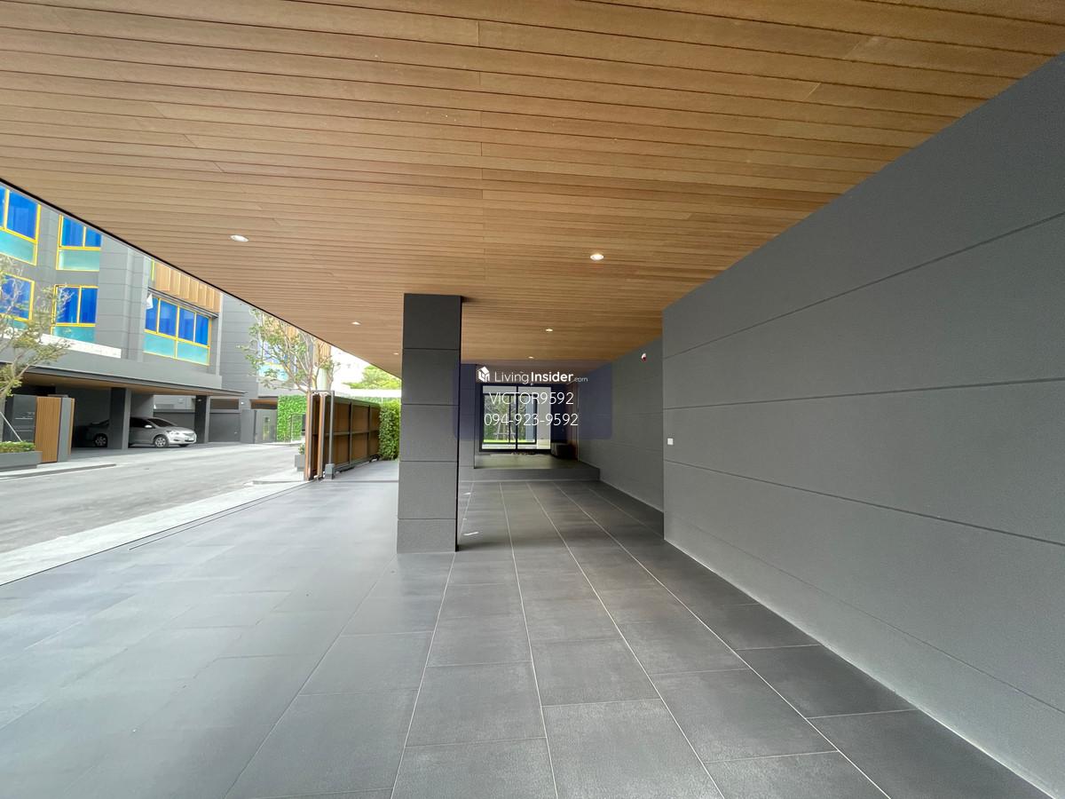 ขายบ้านเดี่ยวหรู Azure – CIRA Residences “The Pinnacle of Timeless Luxury Living บน ทำเลทองเลียบด่วน เอกมัย-รามอินทรา”สัมผัสชีวิตเหนือระดับกับ “ Azure” บ้านเดี่ยว 3.5 ชั้น ภายใต้แนวคิด “Resonate Life-Utmost” Loading...