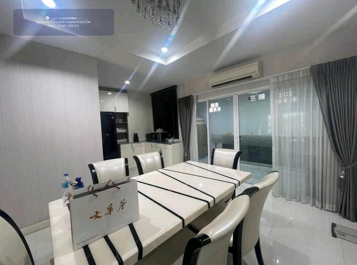 Panasiri Residence Kaset-Nawamin 3 bedrooms 🛌 | 3 bathrooms 🛁 | Parking for 2 cars in the house 🚗💨 Loading...