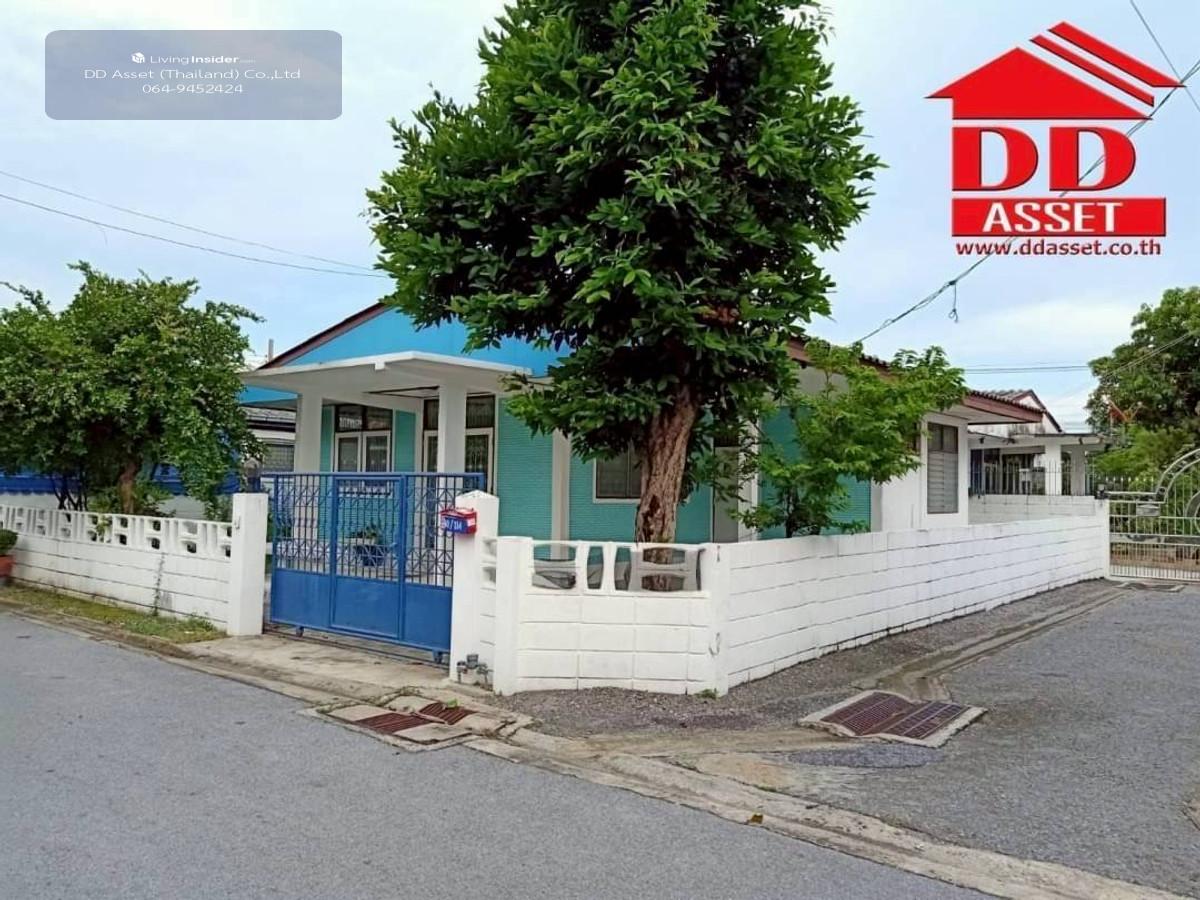 For rent, detached house, Soi Nawamin 87, Nawamin Road, Kaset-Nawamin. Near The Mall Bangkapi Department Store Code: H8141 Loading...