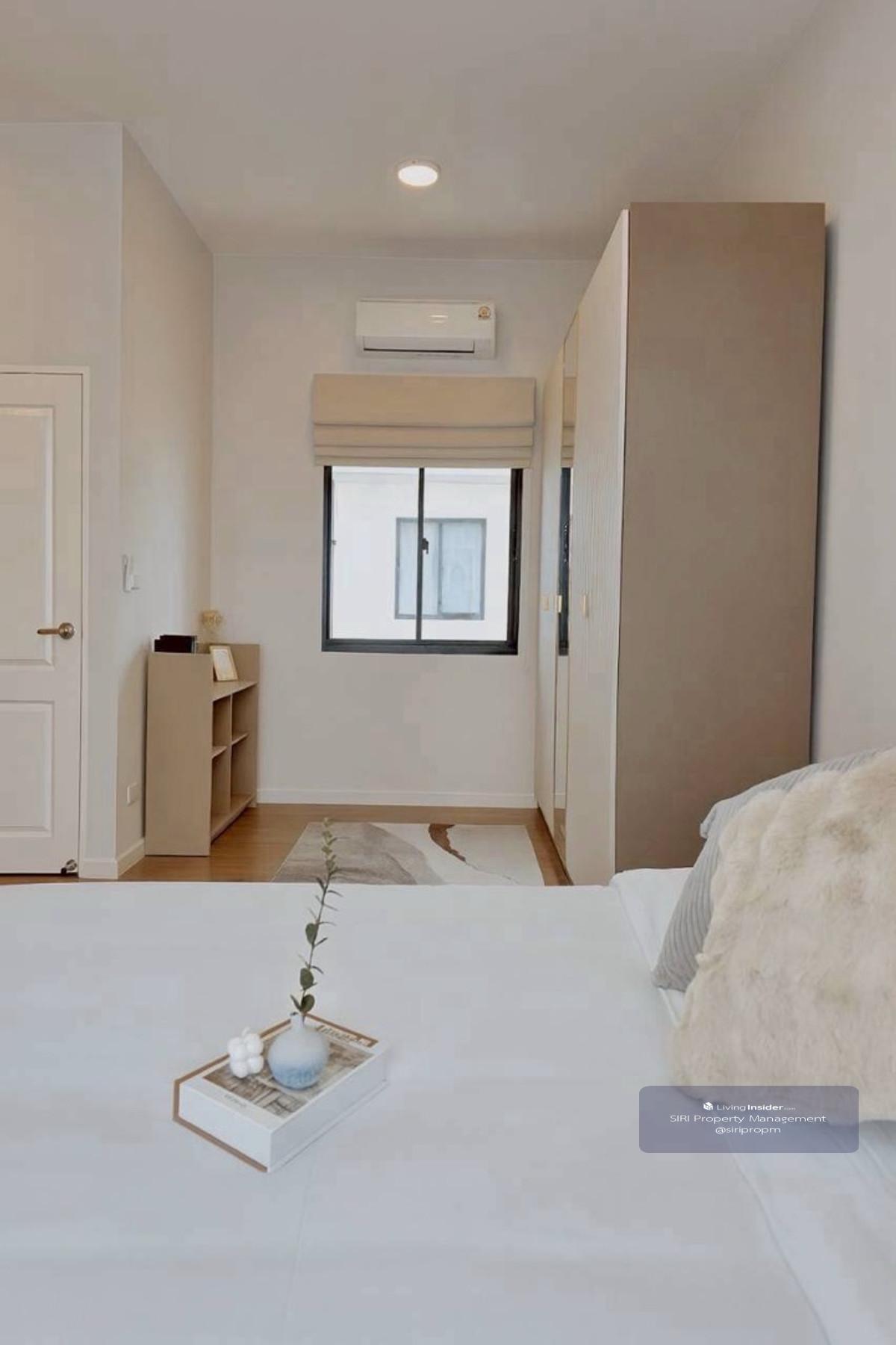 Town Home for rent, 3 floors, 2 bedrooms, 3 bathrooms, 1 multi-purpose room, spacious room, beautiful, fully furnished, complete electrical appliances. Can raise animals Ready to move in now. Loading...