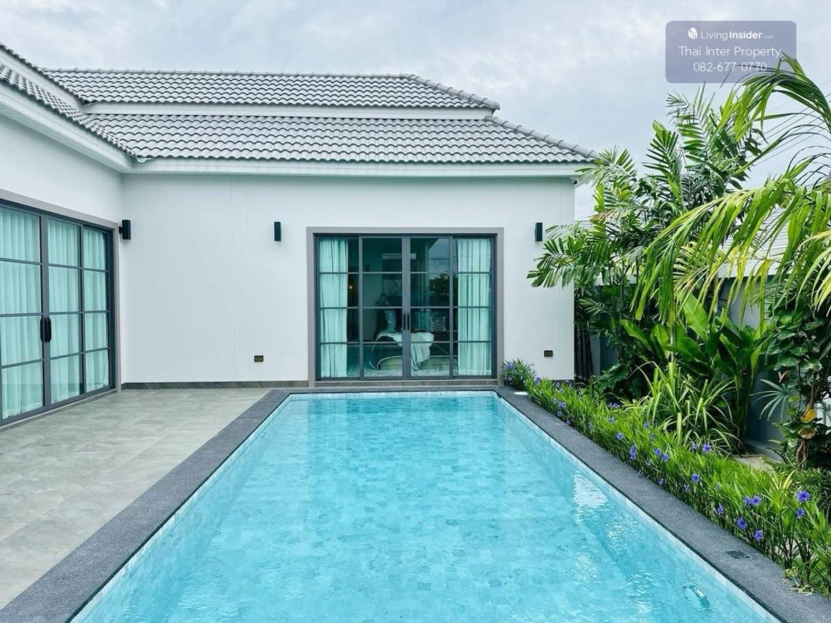 Pool villa park side Pattaya Loading...