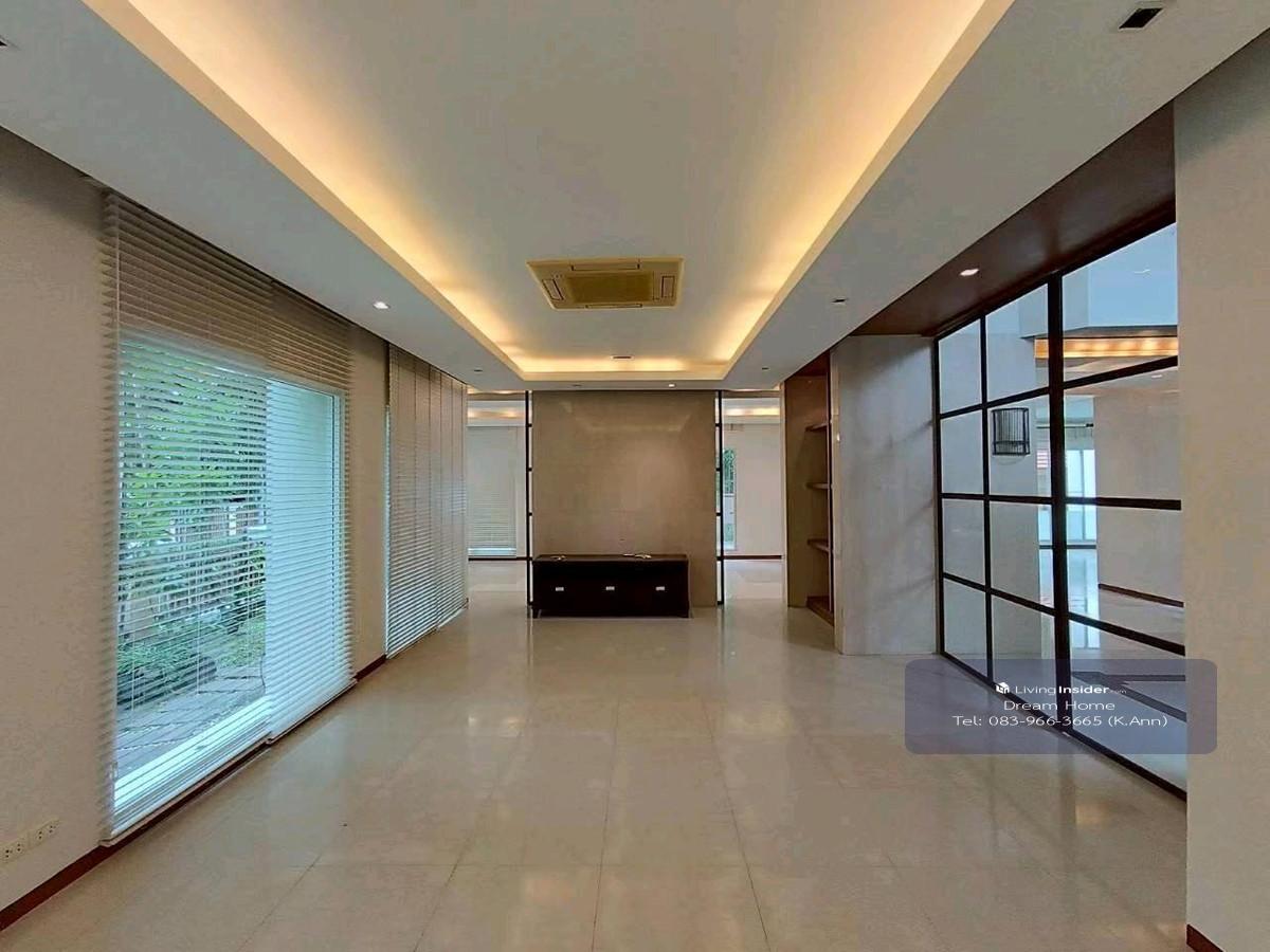 Pool villa 4 bedrooms near Bangkok Patana School  Loading...