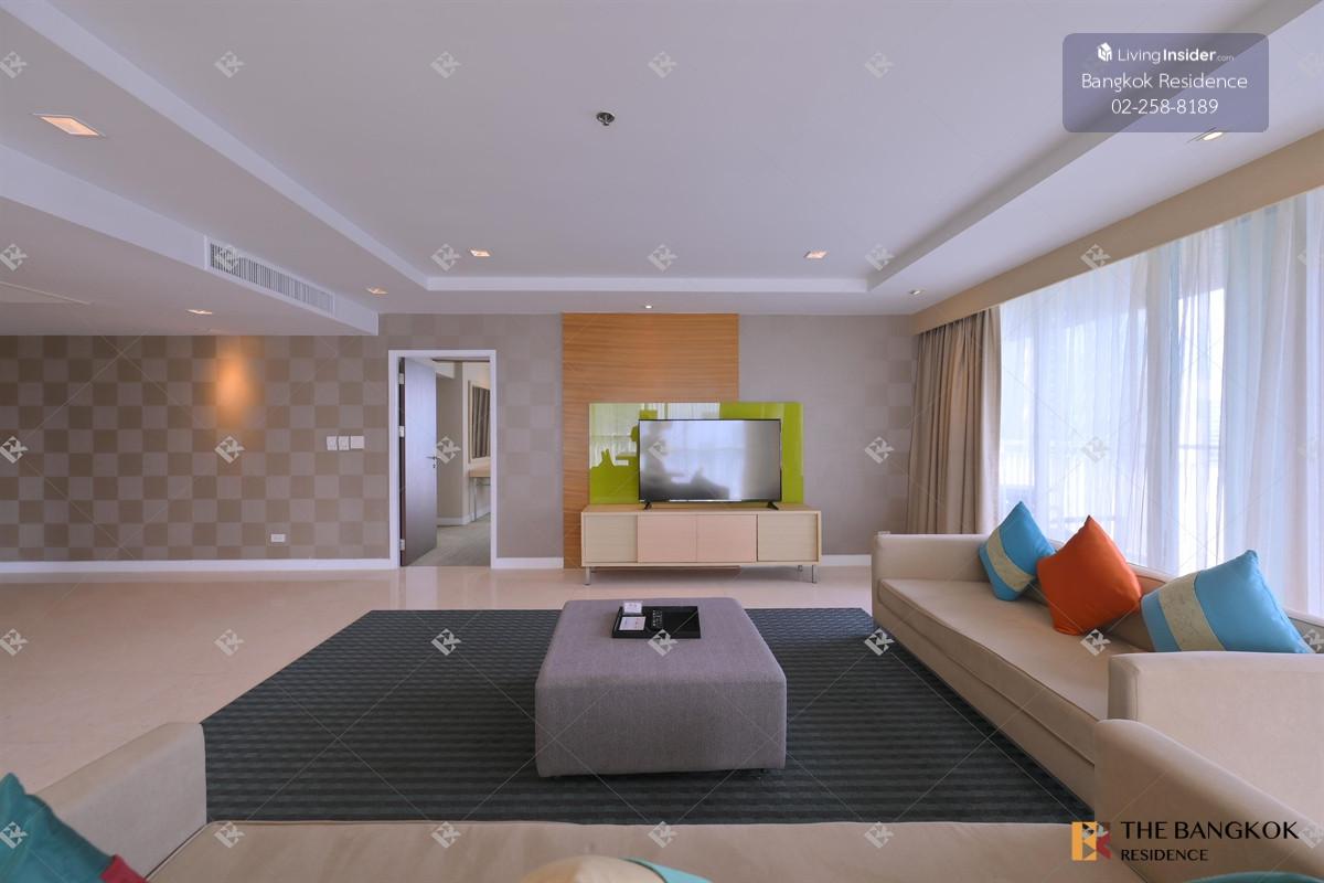 Urbana Langsuan 💎 Expansive Residence with an Elegant, Well-Planned Layout 💎 Near BTS Ratchadamri Loading...