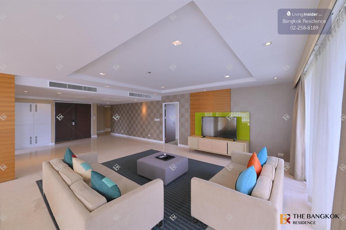 Urbana Langsuan 💎 Expansive Residence with an Elegant, Well-Planned Layout 💎 Near BTS Ratchadamri Loading...