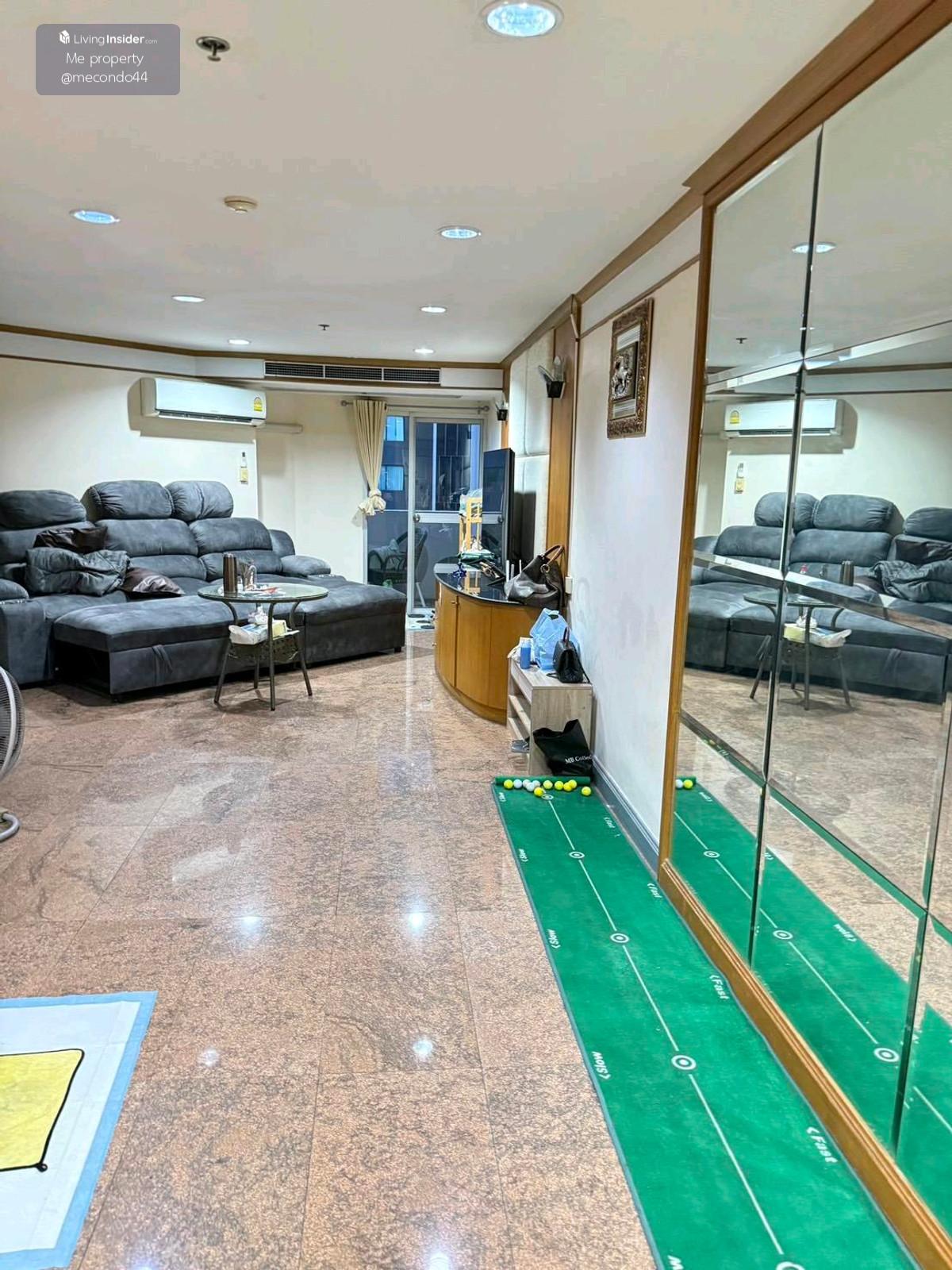 🐶🐱Pet Friendly🐶🐱 Loading...