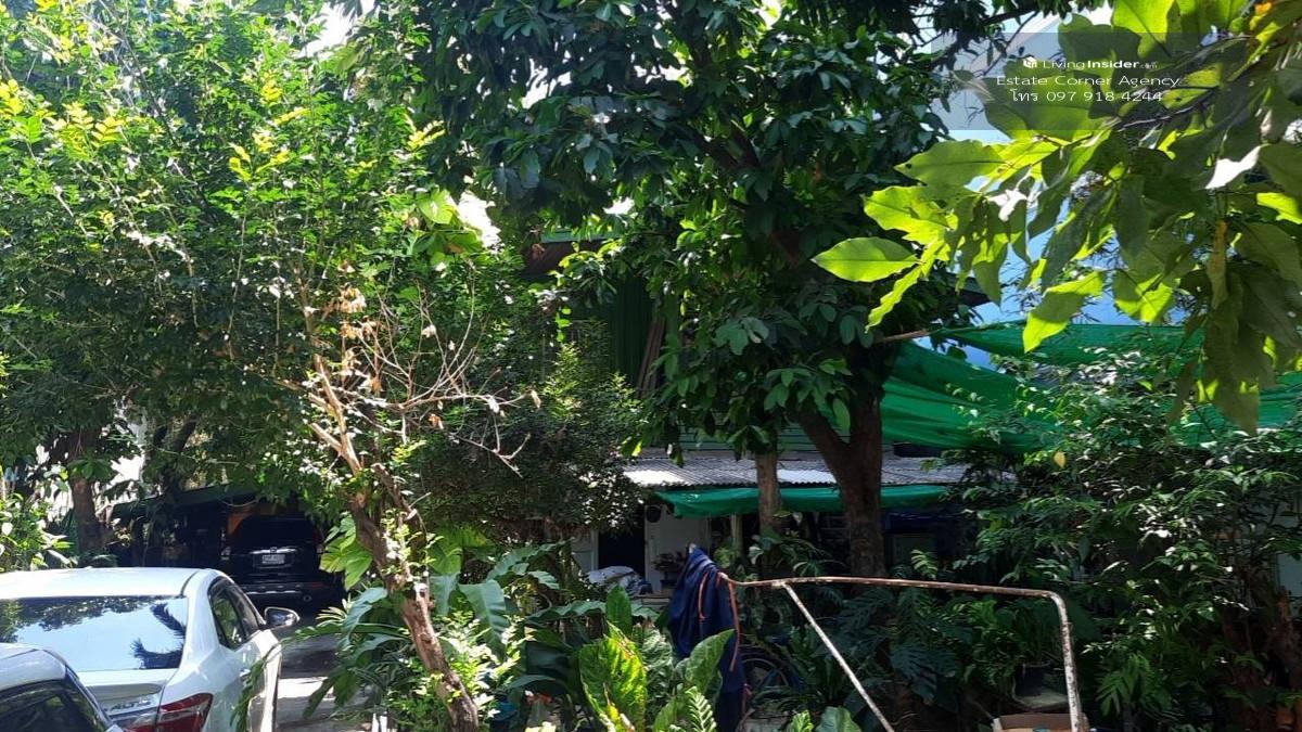 Land for sale at Ratchada 14, Intersection 3 (100 sq m), in the heart of Ratchada, near MRT Huai Khwang. Loading...