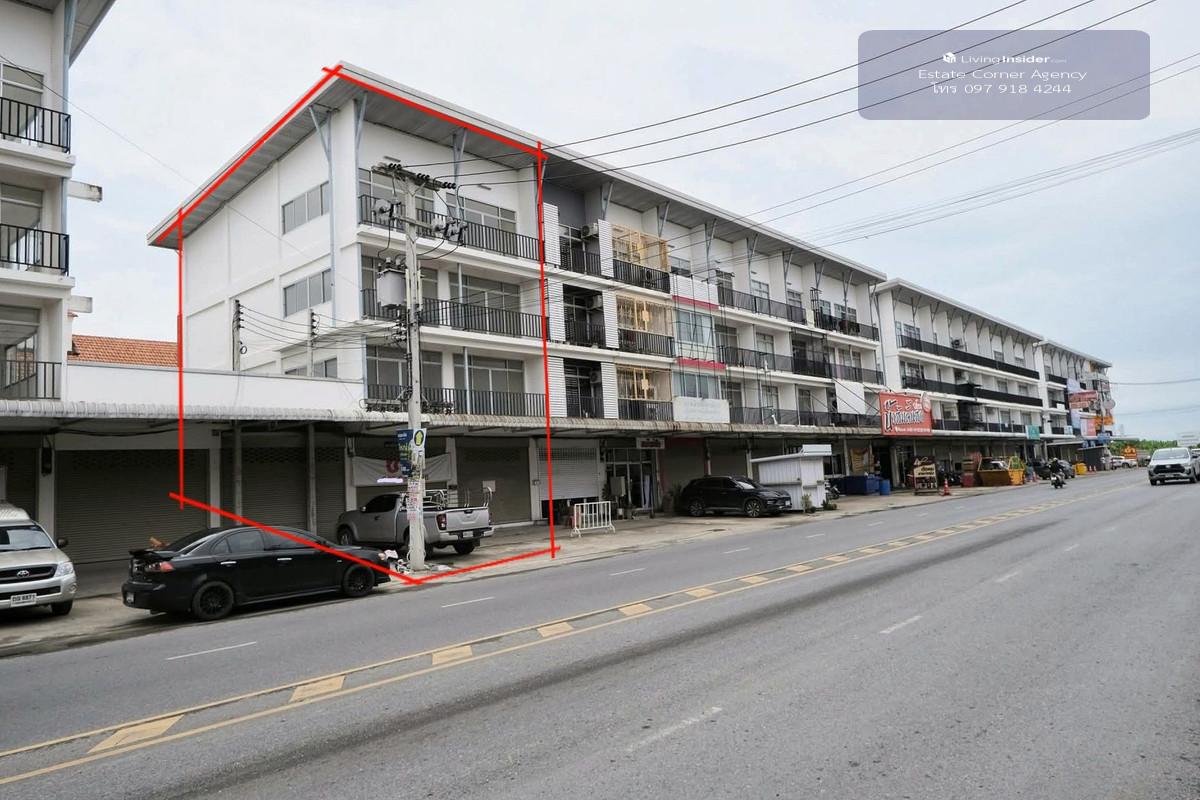 ขายด่วน ตึกแถว 4 ชั้น ทำเลทองสำหรับทำธุรกิจการค้า ตรงข้ามตลาดกลางลาดสวาย Loading...