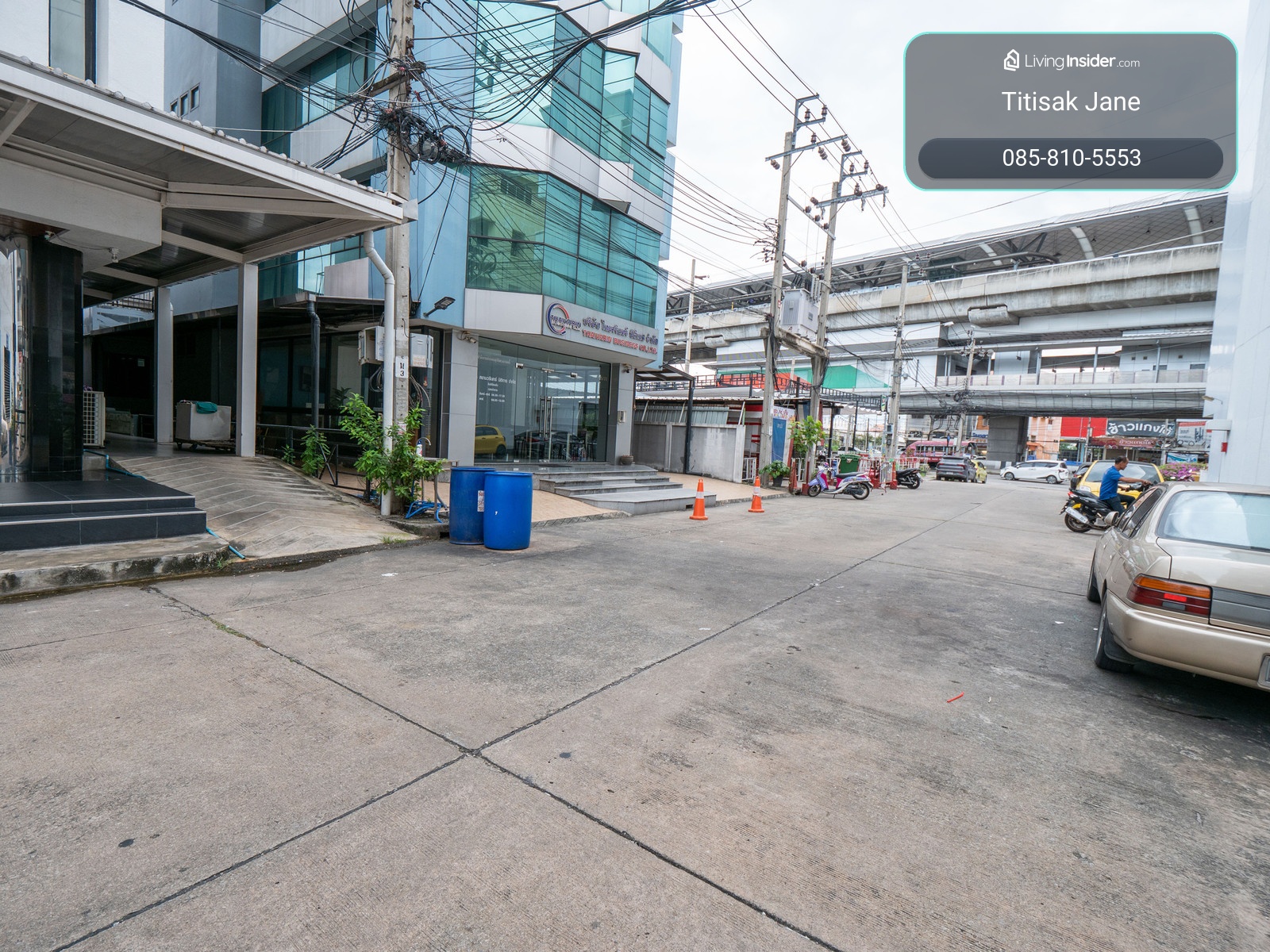 ให้เช่าถูกมาก อาคาร ตึก ออฟฟิต สำนักงาน ทำธุรกิจ 5 ชั้น มีลิฟต์  พื้นที่ใช้สอย 450 ตรม. เกือบติดเซ็นทรัลรัตนาธิเบศร์ ซอยรัตนาธิเบศร์ 30 ติดรถไฟฟ้าสายสีม่วง สถานีแยกนนทบุรี 1 ใกล้ตลาดนกฮูก ค่าเช่า 60,000 บาทต่อเดือน – รูปที่ 3