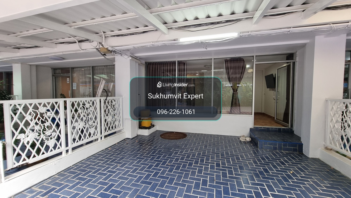 Townhouse for Rent – Phrom Phong Location 4 Bedrooms, 5 Bathrooms. Suitable for residential use in a quiet and peaceful environment with convenient access. – รูปที่ 2