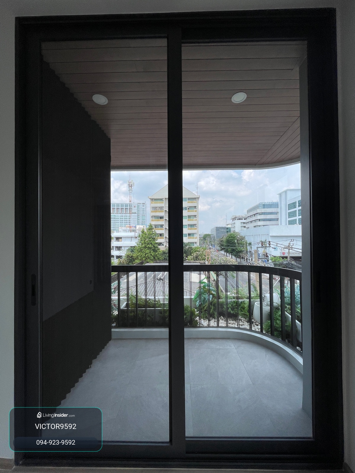 [ขายด่วน!] Master Penthouse 89 ตร.ม. @Aritier Ari | ที่จอดรถ 150% ความเป็นส่วนตัวสูงสุดในอารีย์! “อยู่คอนโด แต่ได้ฟีลบ้าน“ สัมผัสชีวิต Exclusive ในซอยอารีย์สัมพันธ์ 7 ทำเลศักยภาพที่รวมทุก Lifestyle ไว้ในที่เดียว ห้องไซส์ใหญ่ ฟังก์ชันครบ ในราคาที – รูปที่ 4