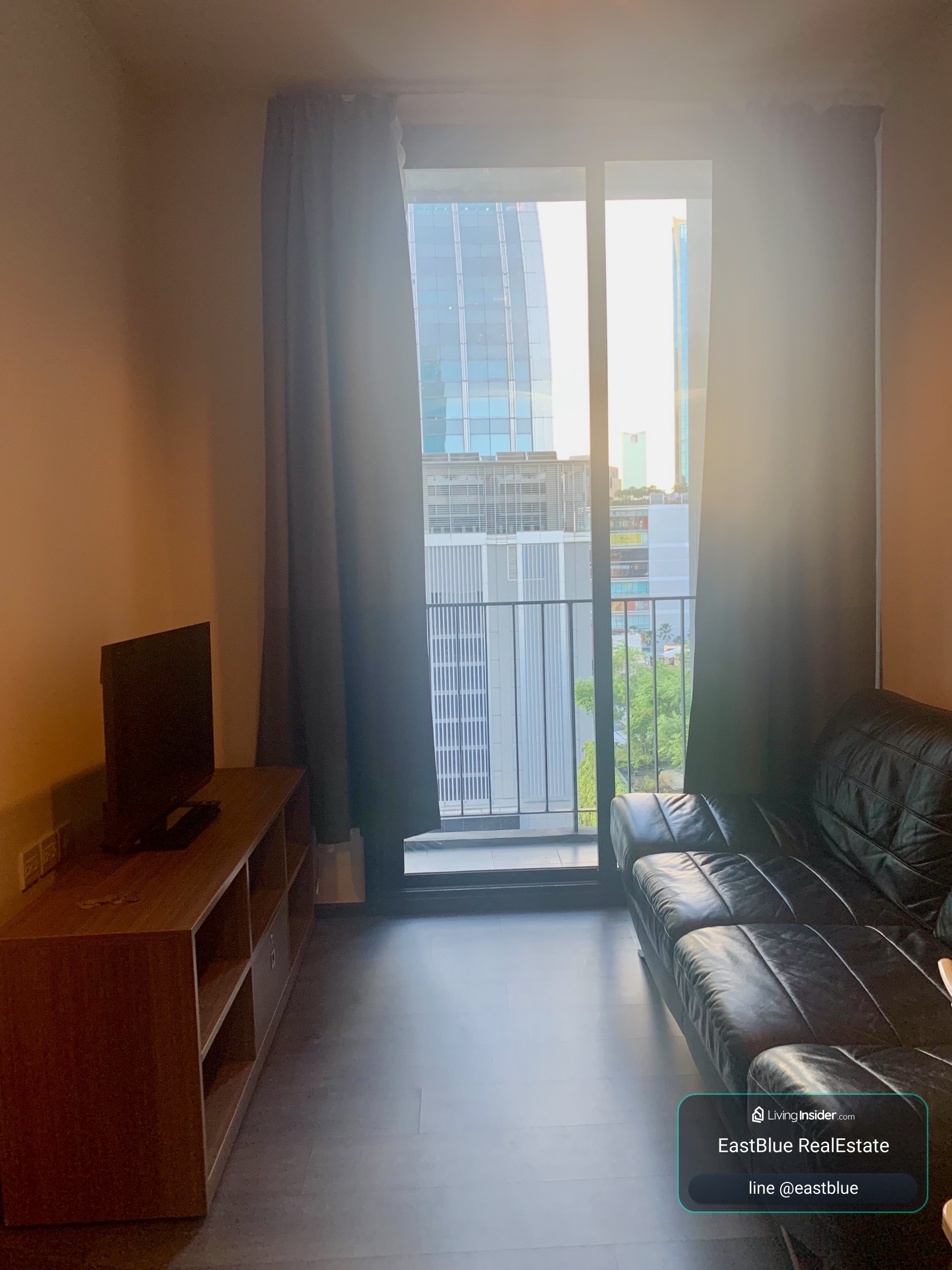 รวมค่าโอน ขาย Edge Sukhumvit 23 1 นอน 30.35 ตร.ม. ใกล้ BTS อโศก 5.3 ล้าน 0642748883 – รูปที่ 2