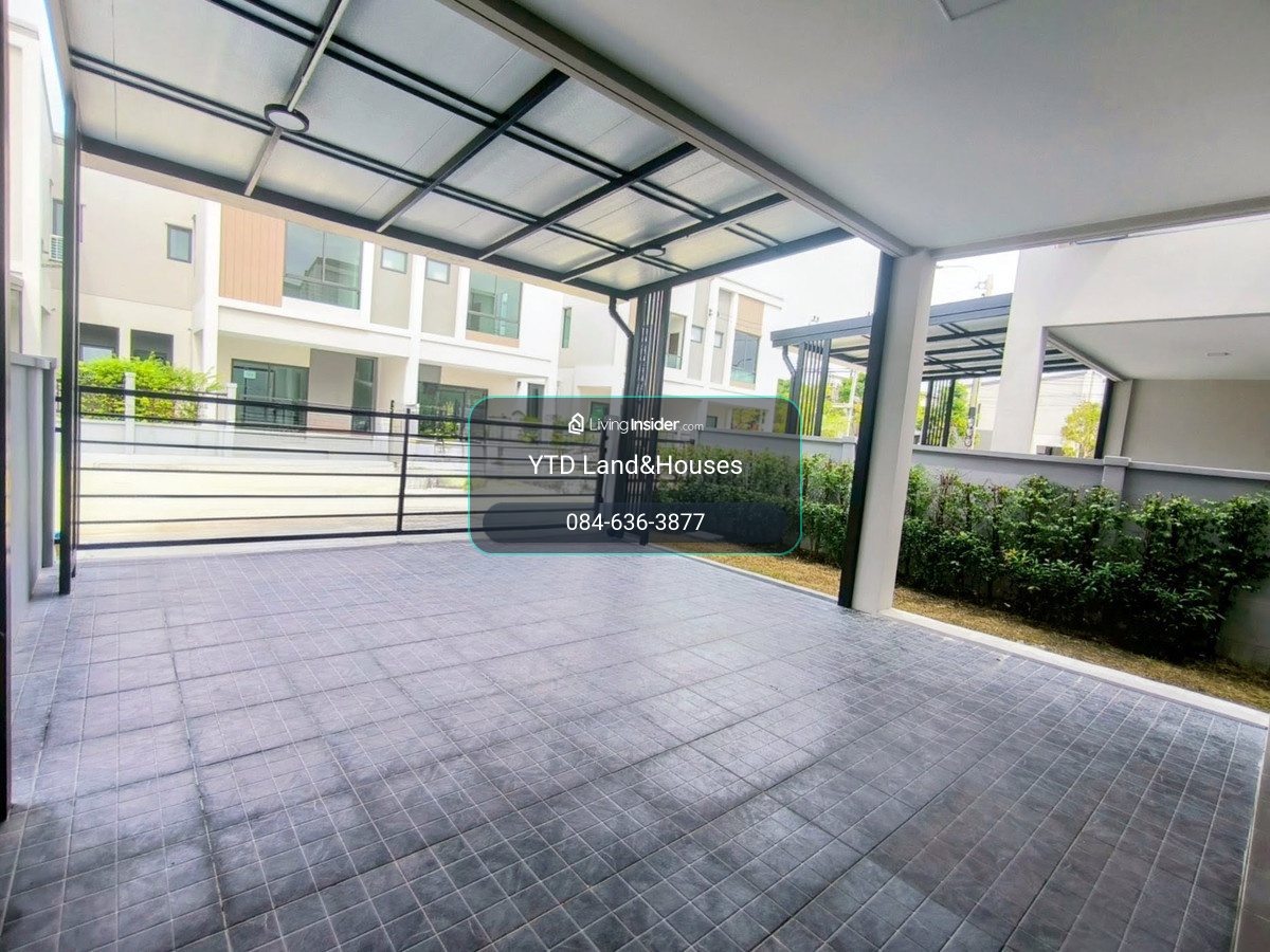 ให้เช่า ทาวน์โฮม 2 ชั้น ในโครงการ พลีโน สุขุมวิท-บางนา 3 หน้าบ้านกว้าง 6.65 เมตร จอดรถได้ 2 คัน และยังมีมุมสวนหย่อม สำหรับปลูกต้นไม้ , ทำเลใกล้เมกา บางนา และการเดินทางได้หลายเส้นทาง ทั้งบางนา-ตราด และถนนบัวนครินทร์  , หนามแดง ,เทพารักษ์   ด้านหน้าทำหลังคา – รูปที่ 2