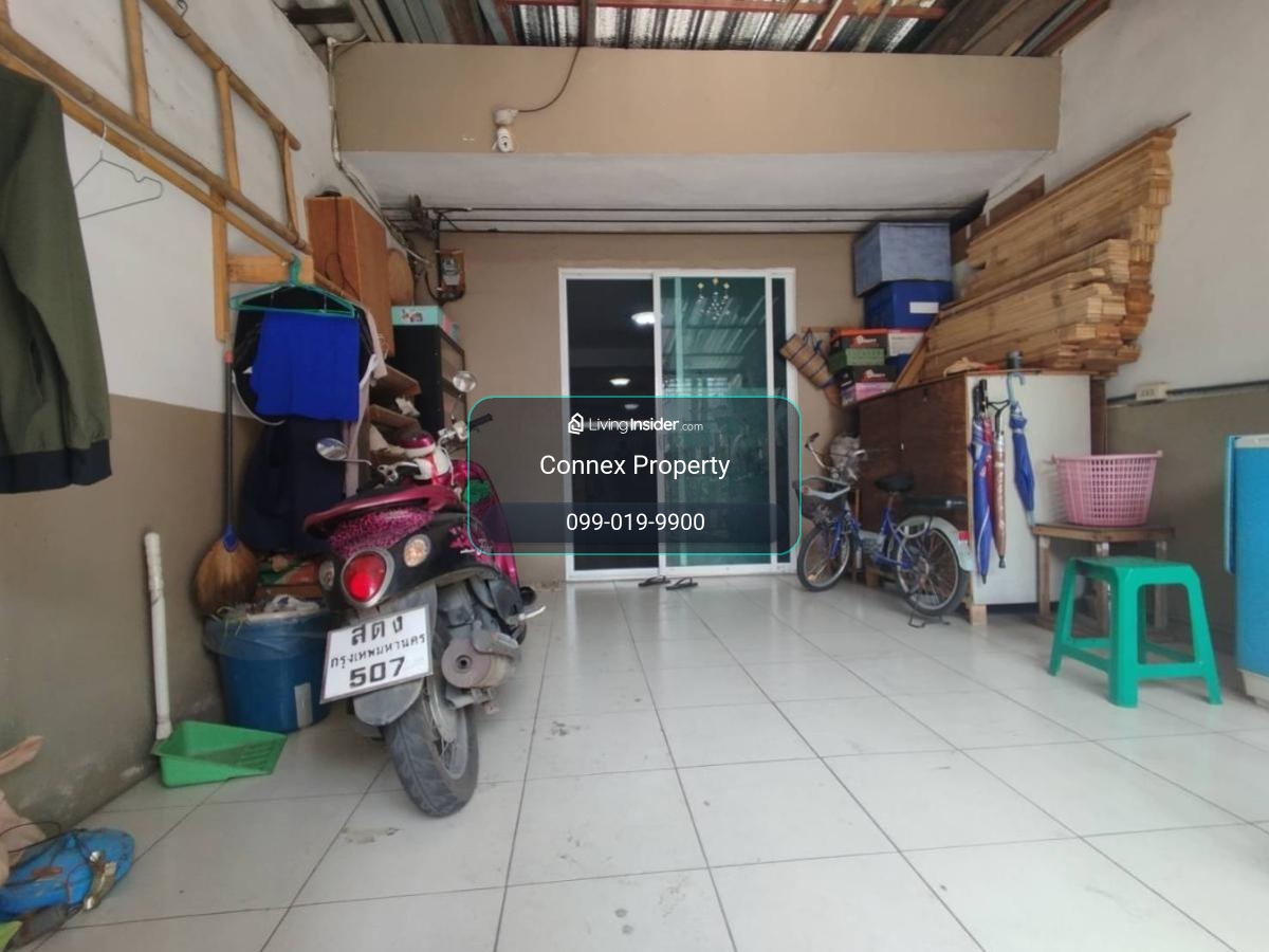 For Sale 3 - storey townhouse in Soi Ban Prong 18 Samut Prakan , Bang Prong , Mueang Samut Prakan , Samut Prakarn , CX-114980 – รูปที่ 2