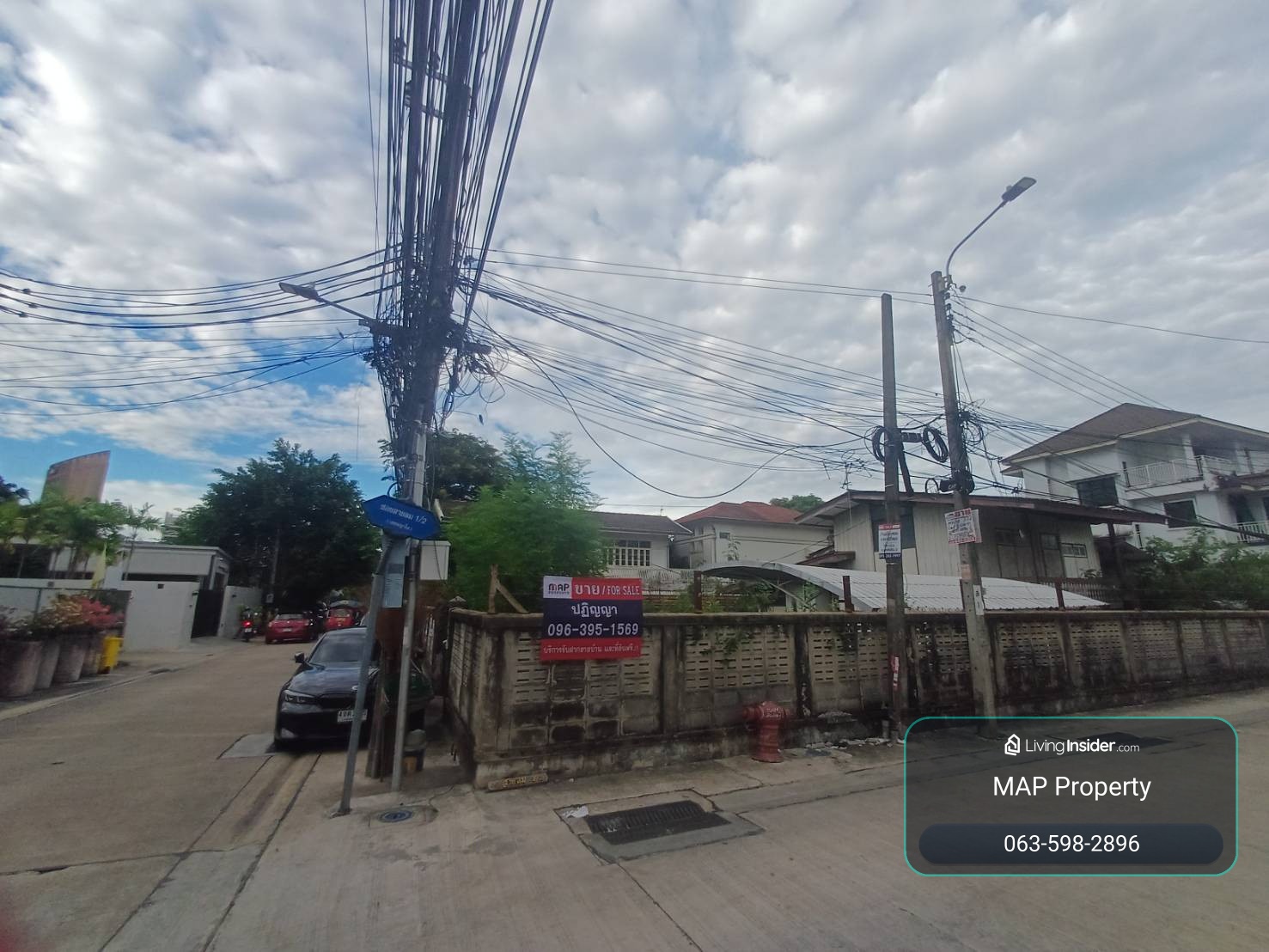 Land with buildings in the heart of Bangkok, Phahonyothin Soi 8, convenient access from multiple rou – รูปที่ 3