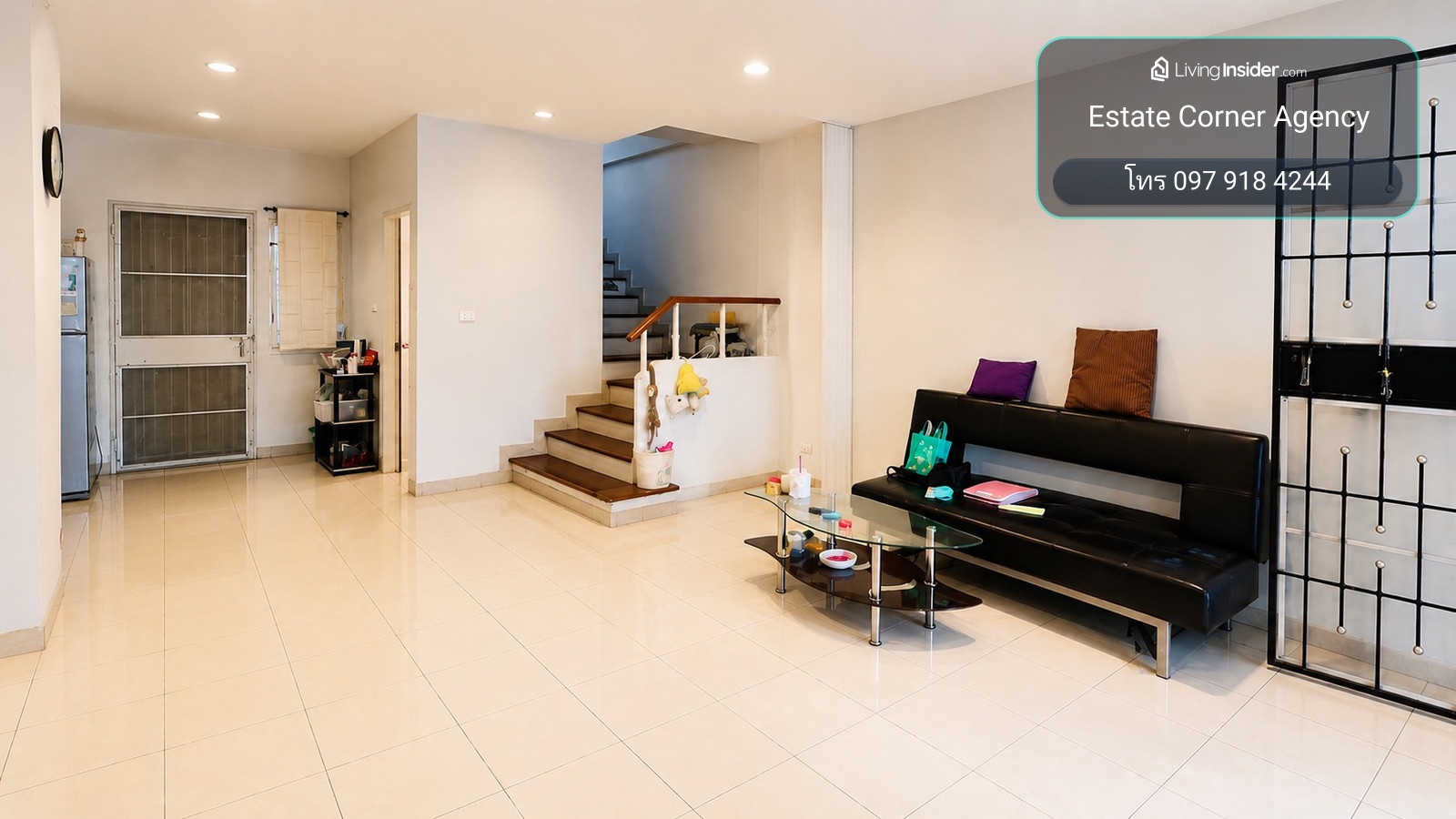 97699 - ขายทาวน์โฮม 3 ชั้น บ้านกลางเมืองลูเซิร์น อ่อนนุช 46 ทำเลทอง เดินทางเข้า-ออกได้หลายเส้นทาง เหมาะอยู่เอง ปล่อยเช่า หรือ ทำโฮมออฟฟิศ – รูปที่ 2
