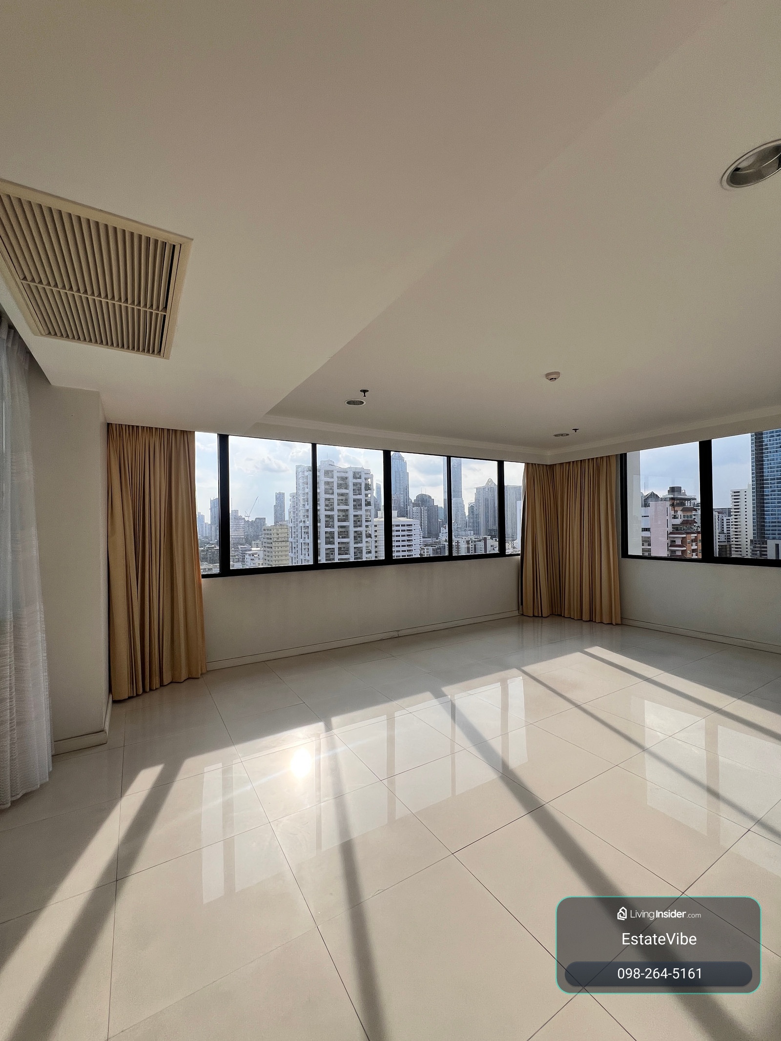 ห้องใหญ่วิวสวนใจกลางอโศก ทำเลดีเดินไปสวนเบญฯได้ take view เต็มตาทั้งวิวเมืองและวิวสวน ห้องสภาพดีชั้นสูง ✨Lake Green✨ 2 ห้องนอน 2 ห้องน้ำ ขนาด 106.31 ตร.ม ใกล้ BTS / MRT นานา (0.7 กม.) Tel.0982645161  – รูปที่ 3