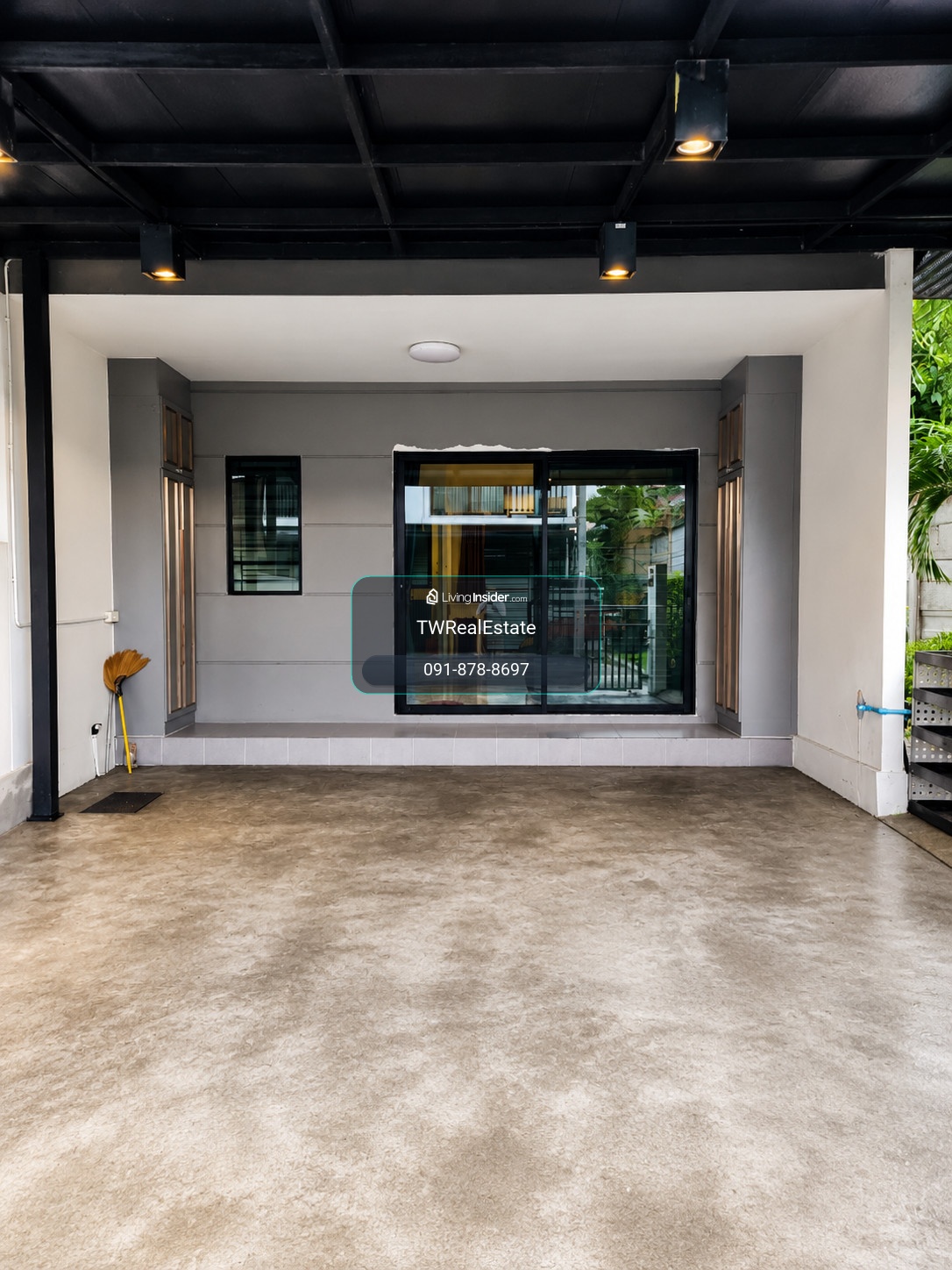 ขายทาวน์โฮม 3 ชั้น Patio Srinakarin – Rama 9 ทำเลกรุงเทพกรีฑา บ้านสวยพร้อมอยู่ ติดแอร์ทุกห้อง พื้นที่กว้าง 29.8 ตร.ว. ใกล้รถไฟฟ้า ทางด่วน และสิ่งอำนวยความสะดวกครบครัน – รูปที่ 2
