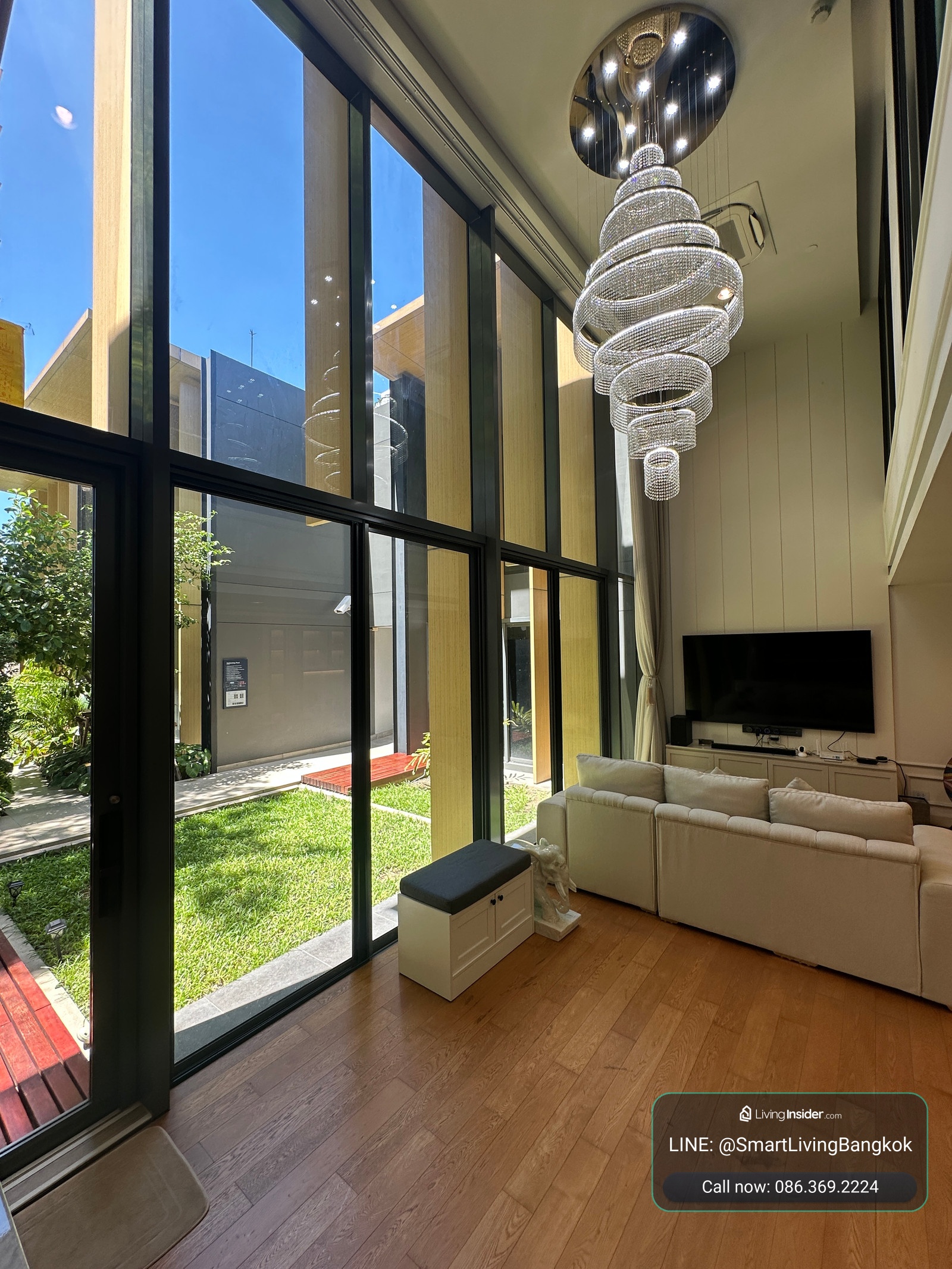 ปล่อยเช่าคอนโด 2 ชั้น Sky House Duplex โครงการ The Lumpini 24 (230 ตร.ม. 3 นอน 3 น้ำ มีครัวปิด) ตกแต่งโมเดิร์น โปร่งโล่ง ใกล้ BTS พร้อมพงษ์ และห้างเอ็มโพเรียม หิ้วกระเป๋าเข้าอยู่ได้เลย – รูปที่ 4