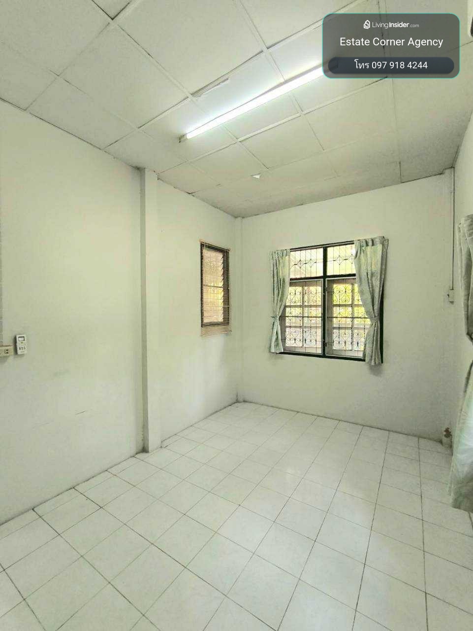 97901 - For sale, one-story townhouse, corner room, 29 sq m, Papassorn Villa Village, Phutthamonthon Sai 5, good location, near Mahidol University, Salaya, has tenants with income. – รูปที่ 4