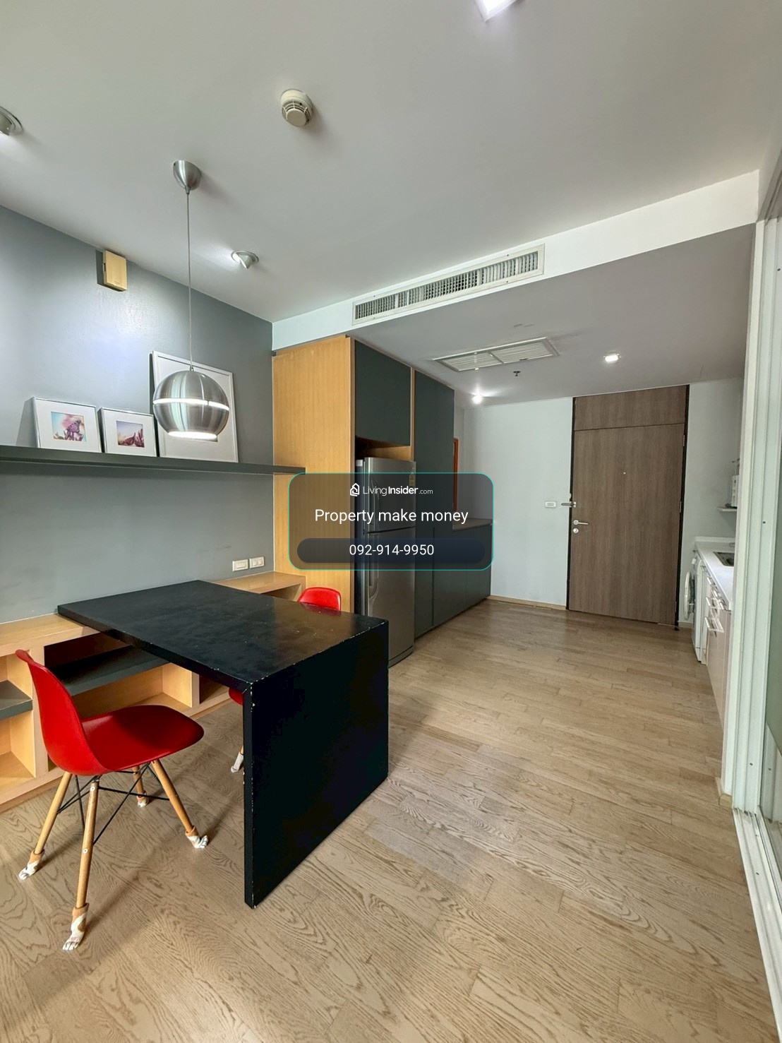 Spacious 60 sq.m. Living at Noble Remix Thonglor 🚇 Living Large with Pool View & Bathtub – รูปที่ 3