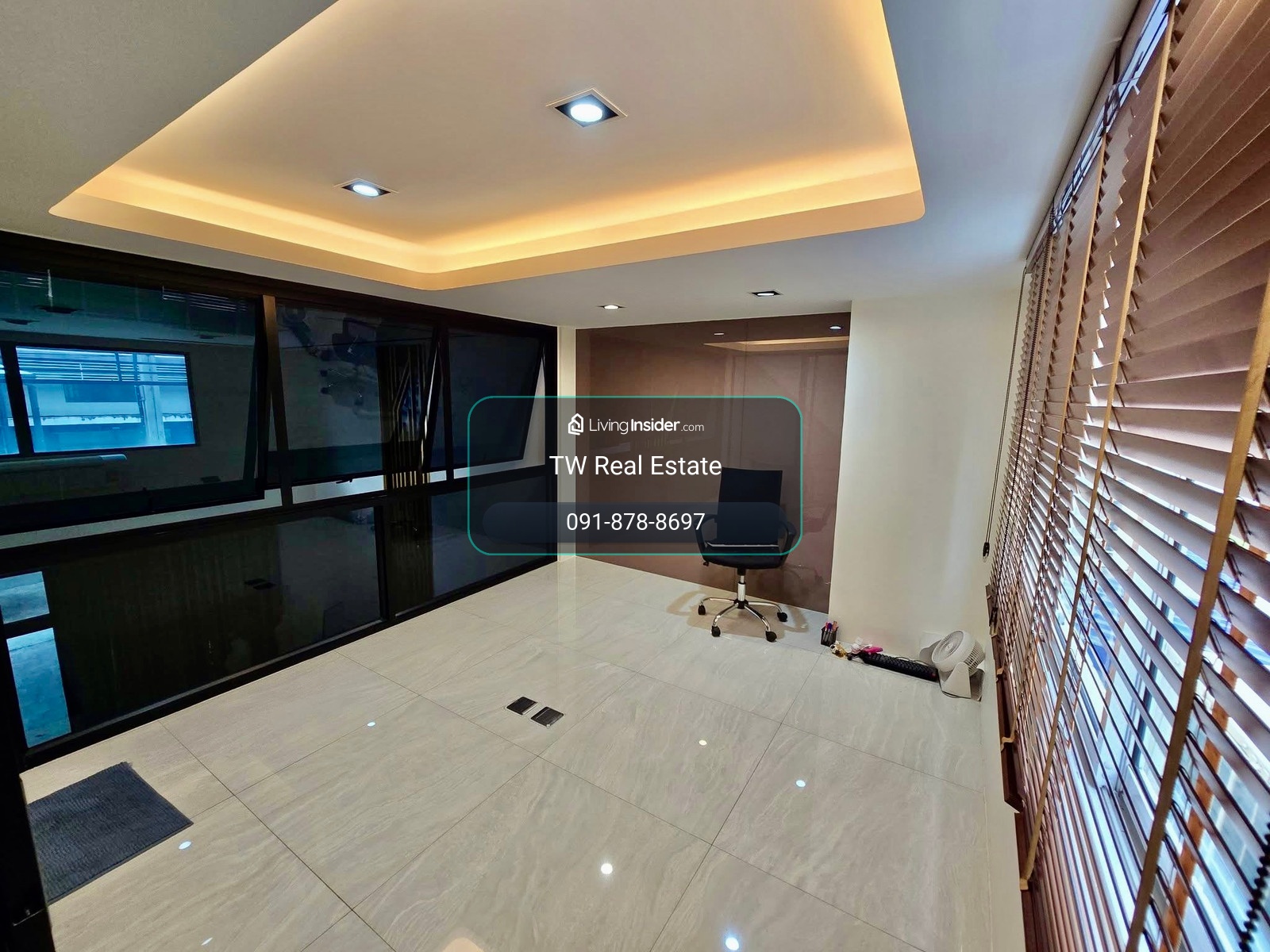 ให้เช่า Home Office 3.5 ชั้น District Ekkamai – Ramintra Modern Luxury Built-in ทั้งหลัง พร้อมใช้งาน ทำเลศักยภาพย่านเลียบด่วนรามอินทรา เหมาะสำหรับสำนักงาน โฮมออฟฟิศ หรือธุรกิจยุคใหม่ – รูปที่ 3