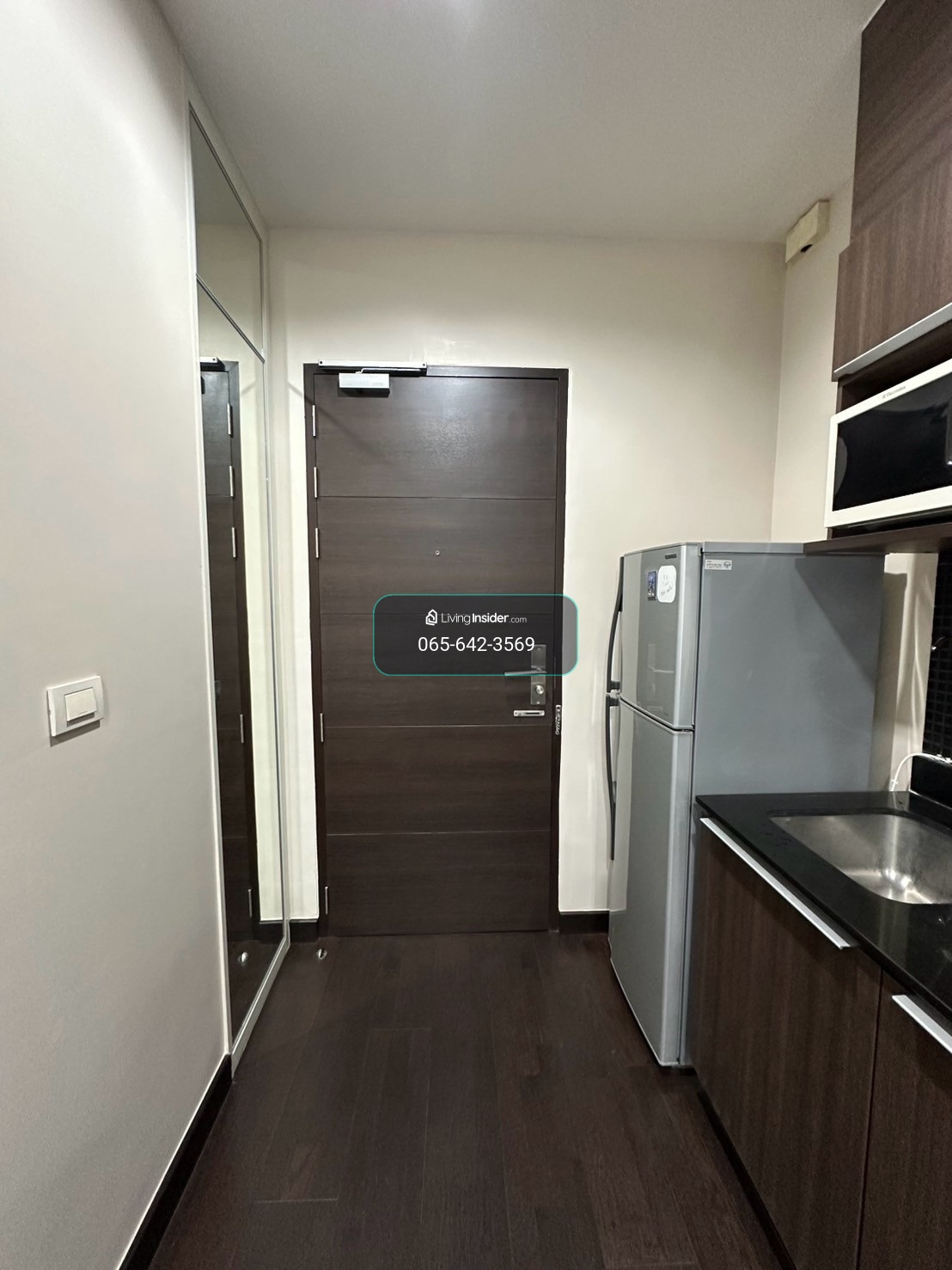 🏙️ ปล่อยเช่า IDEO Q Phayathai✨ 1 ห้องนอน | 40 ตร.ม.🛠️ รีโนเวทใหม่กิ๊ก เพิ่งเสร็จ พร้อมเข้าอยู่!🚿 ห้องน้ำตกแต่งใหม่ พร้อม Shower Box🛏️ ห้องสวย สะอาด เฟอร์นิเจอร์ครบ บรรยากาศน่าอยู่📦 หิ้วกระเป๋าเข้าอยู่ได้เลย💰 ค่าเช่าเพียง 22,000 บาท📞 โทร: 065- – รูปที่ 4