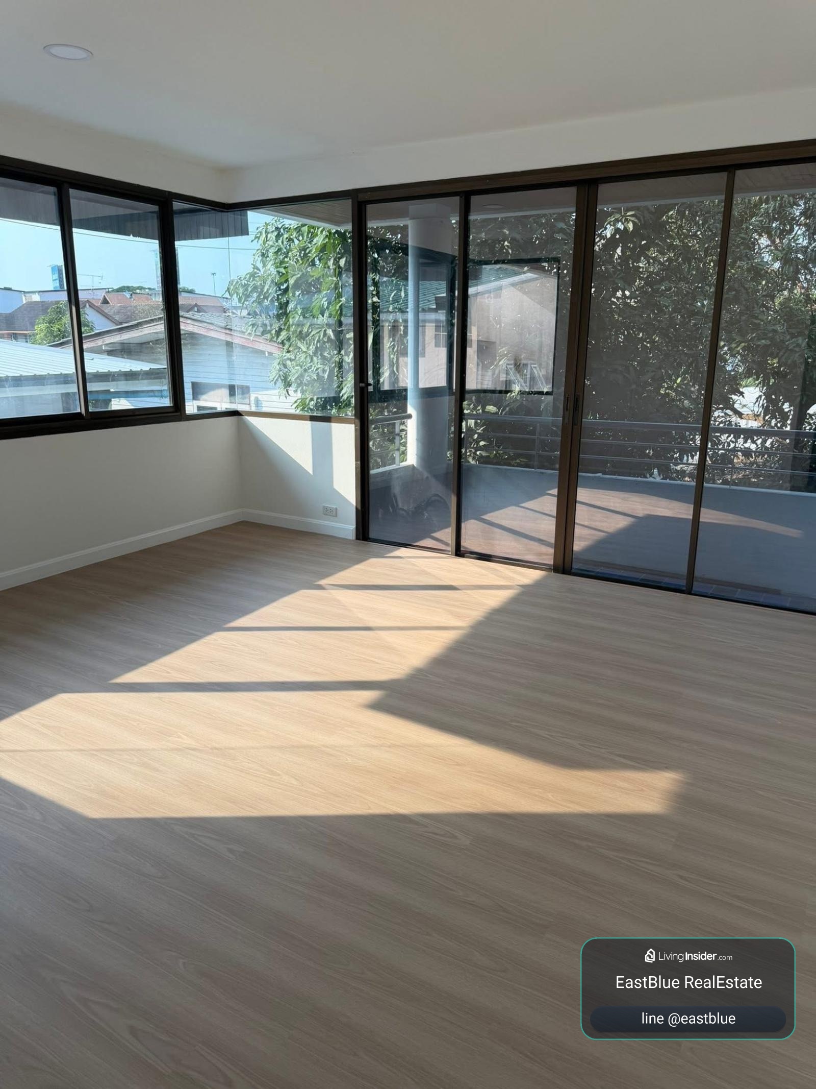 15/10/2026, ✨ บ้านสไตล์โฮมออฟฟิศ! พื้นที่สำนักงานที่สุดฟิน 🛋️
เพียง 17.5 ล้าน ได้บ้านหรู 5 ห้องนอน 6 ห้องน้ำ พร้อมสวยใหญ่ 524 ตร.ม. 0642748883 – รูปที่ 3