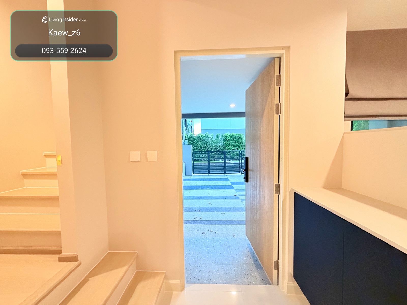 Luxurious 3-storey corner house with rooftop, potential location near international schools and expressway. Ready to move in – รูปที่ 2