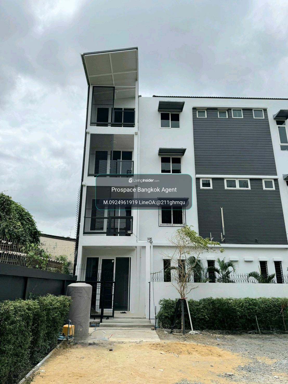 Home Office 4 Storey with private 20 cars parking, Town in Town – รูปที่ 4