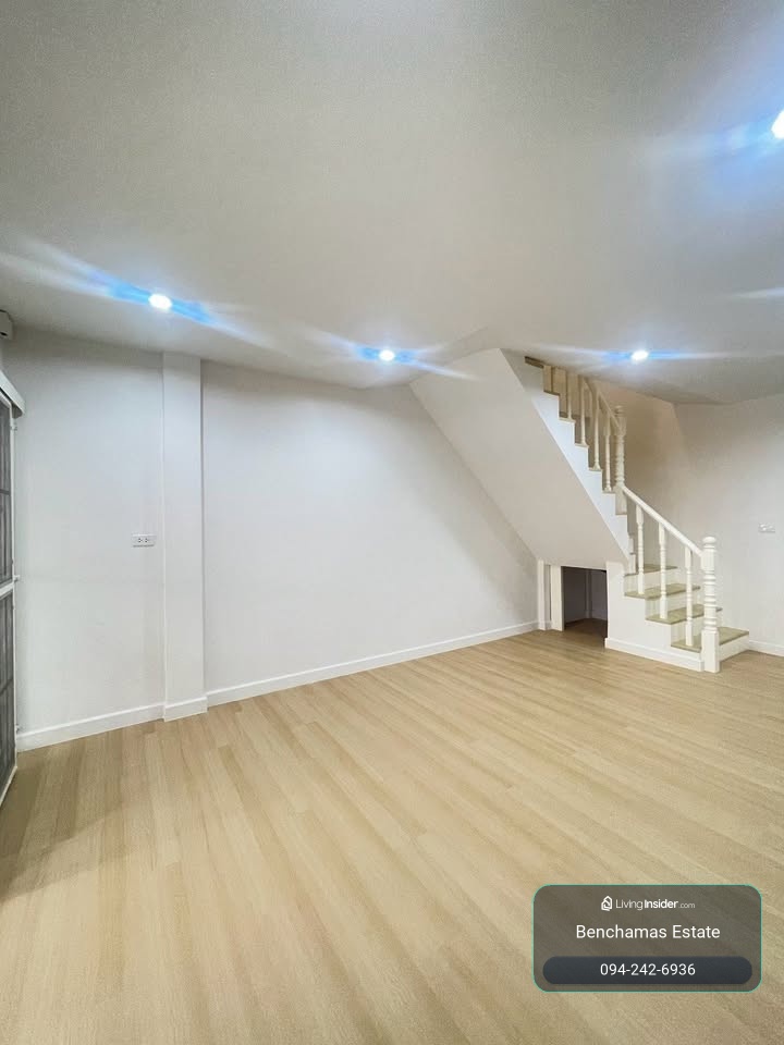 🟡2-story townhouse for sale ✅Renovated, ready to move in, Baan Tawanthong, Tawanthong Village.  Good location, convenient travel Along the southern bank of Phasi Charoen Canal - Phetkasem – รูปที่ 3