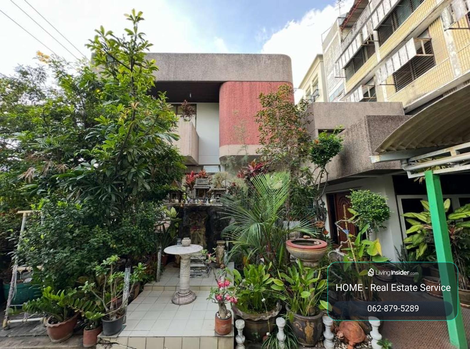 ที่ดินพร้อมสิ่งปลูกสร้าง 210 ตร.ว. ซอยปรีดีพนมยงค์ 42 / 210 ตร.วา (ขาย), Land with buildings, 210 square wah, Soi Pridi Phanomyong 42. / 210 Square Wa (FOR SALE) GNG214 – รูปที่ 3