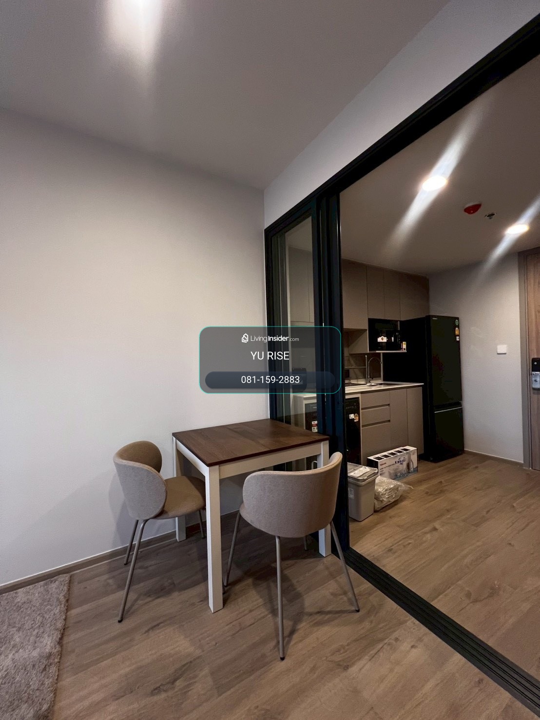 The Crown Residence, a condo fully decorated in Modern Minimal style, full of built-in cabinets. and work corners receive natural light Ready to move in – รูปที่ 2