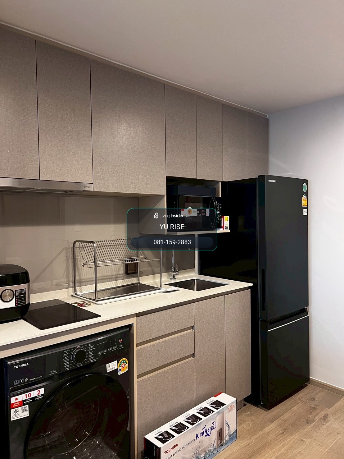 The Crown Residence, a condo fully decorated in Modern Minimal style, full of built-in cabinets. and work corners receive natural light Ready to move in – รูปที่ 3