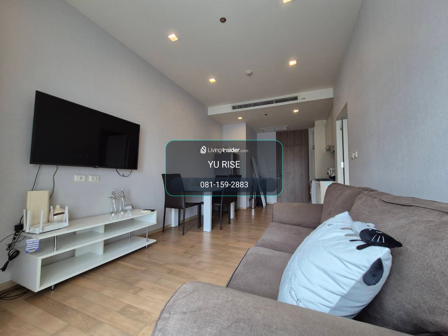Noble Reveal rents out a fully furnished room with a bird's-eye view of the city from the balcony, fully furnished, and a bathtub. – รูปที่ 2