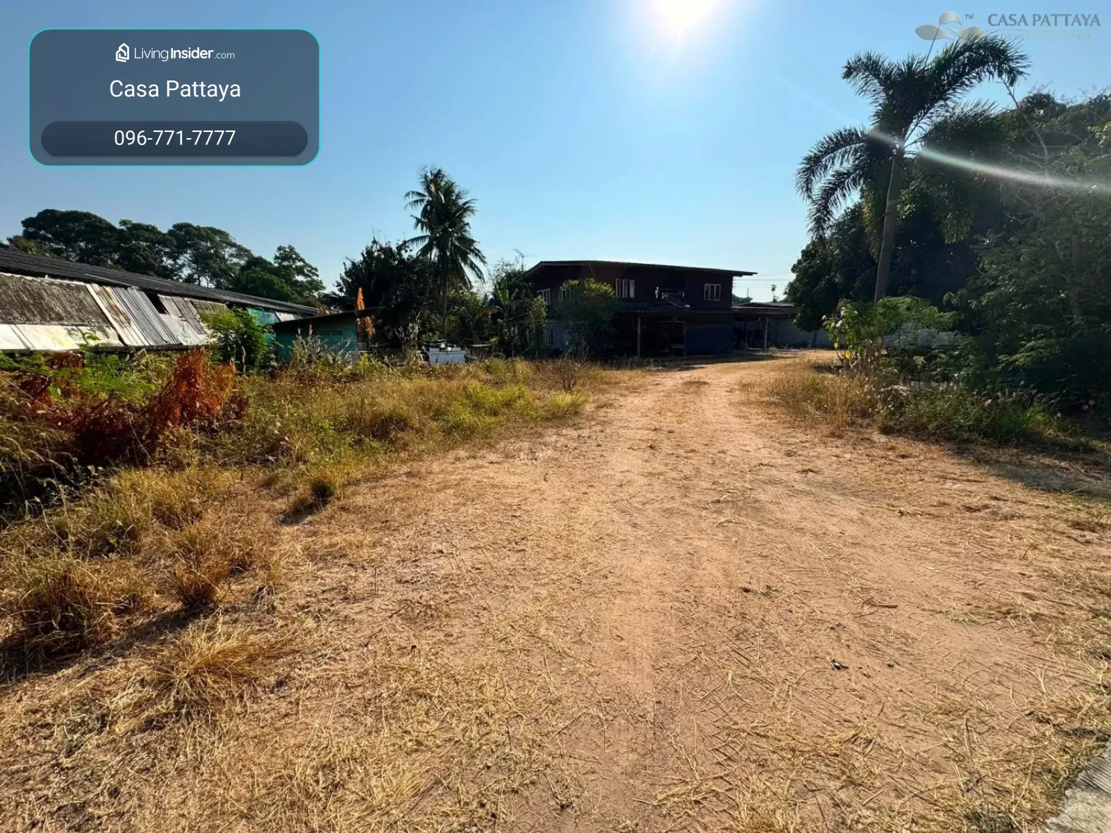Land with Building for Sale in Prime Location Near Mabprachan Lake – รูปที่ 4